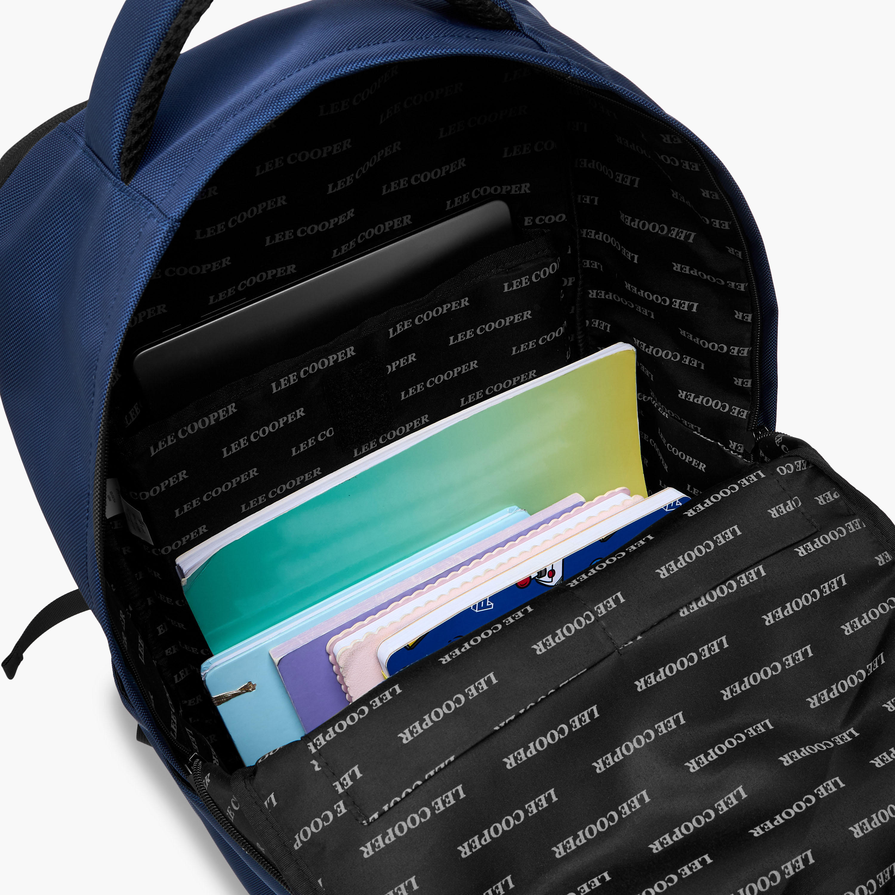شنطة ظهر بارزة الملمس مع حمالات قابلة للتعديل وسحاب إغلاق من لي كوبر - 34x47x21 سم-school-bagsandbackpacks-backpacks-image-7