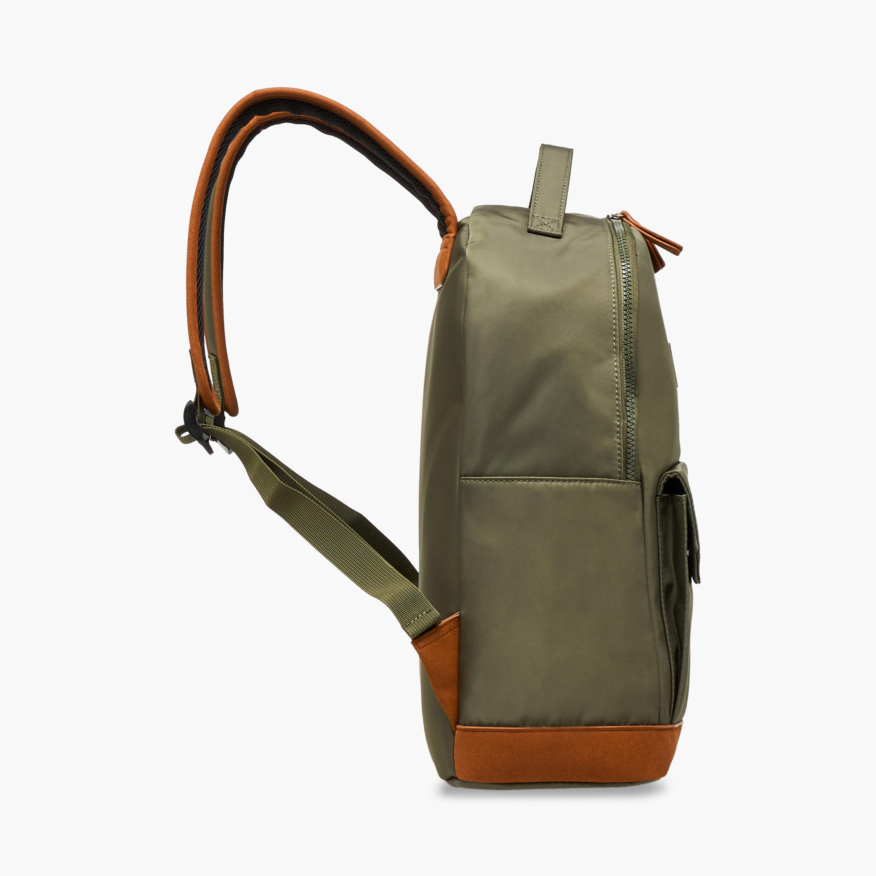 شنطة ظهر بقوالب ملوّنة وسحّاب إغلاق وحمّالات قابلة للتعديل من كابا - 40x15x33 سم-men-bags-image-3