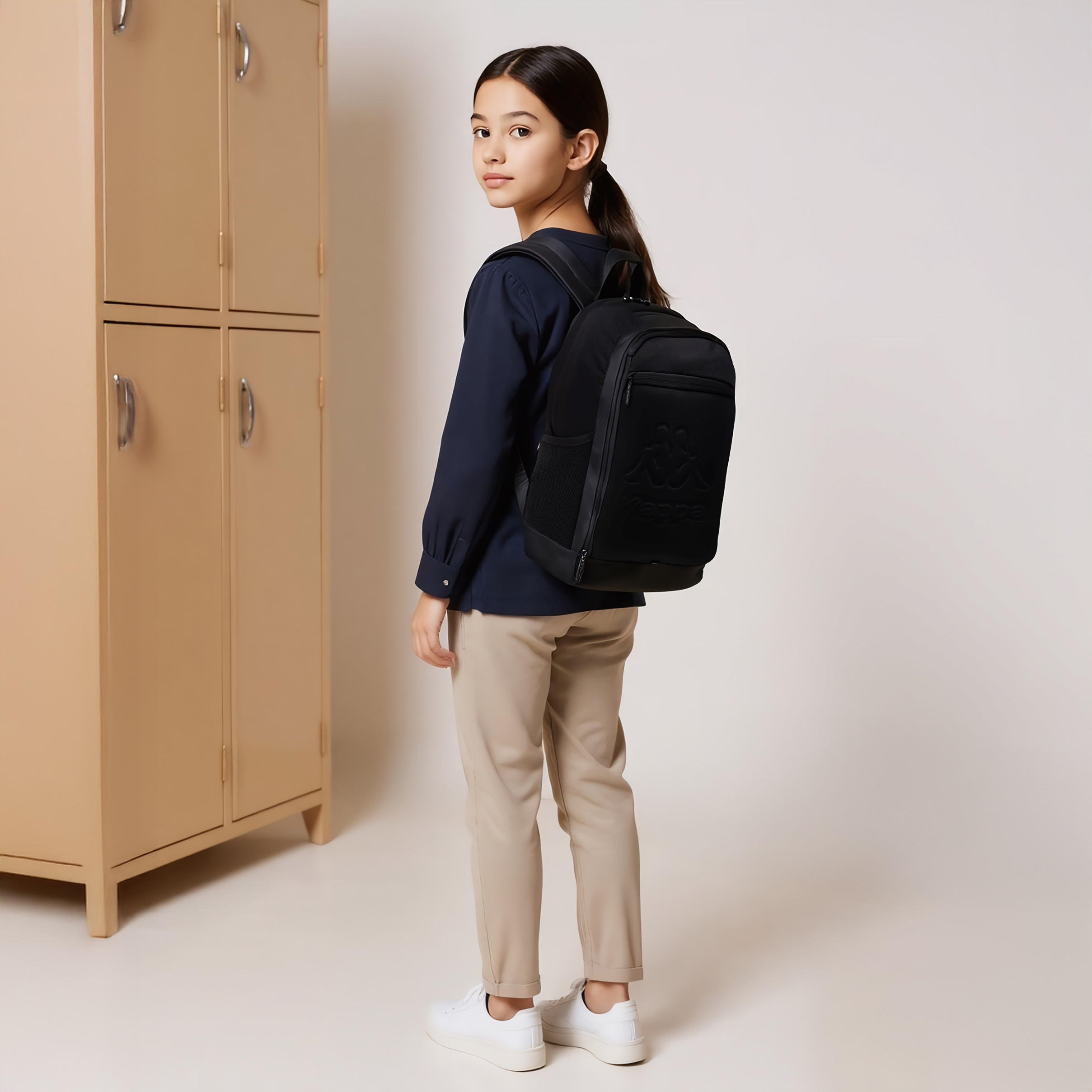 شنطة ظهر بنقوش شعار وحمّالات قابلة للتعديل وسحّاب إغلاق من كابا - 13×32×47 سم-school-bagsandbackpacks-backpacks-image-3