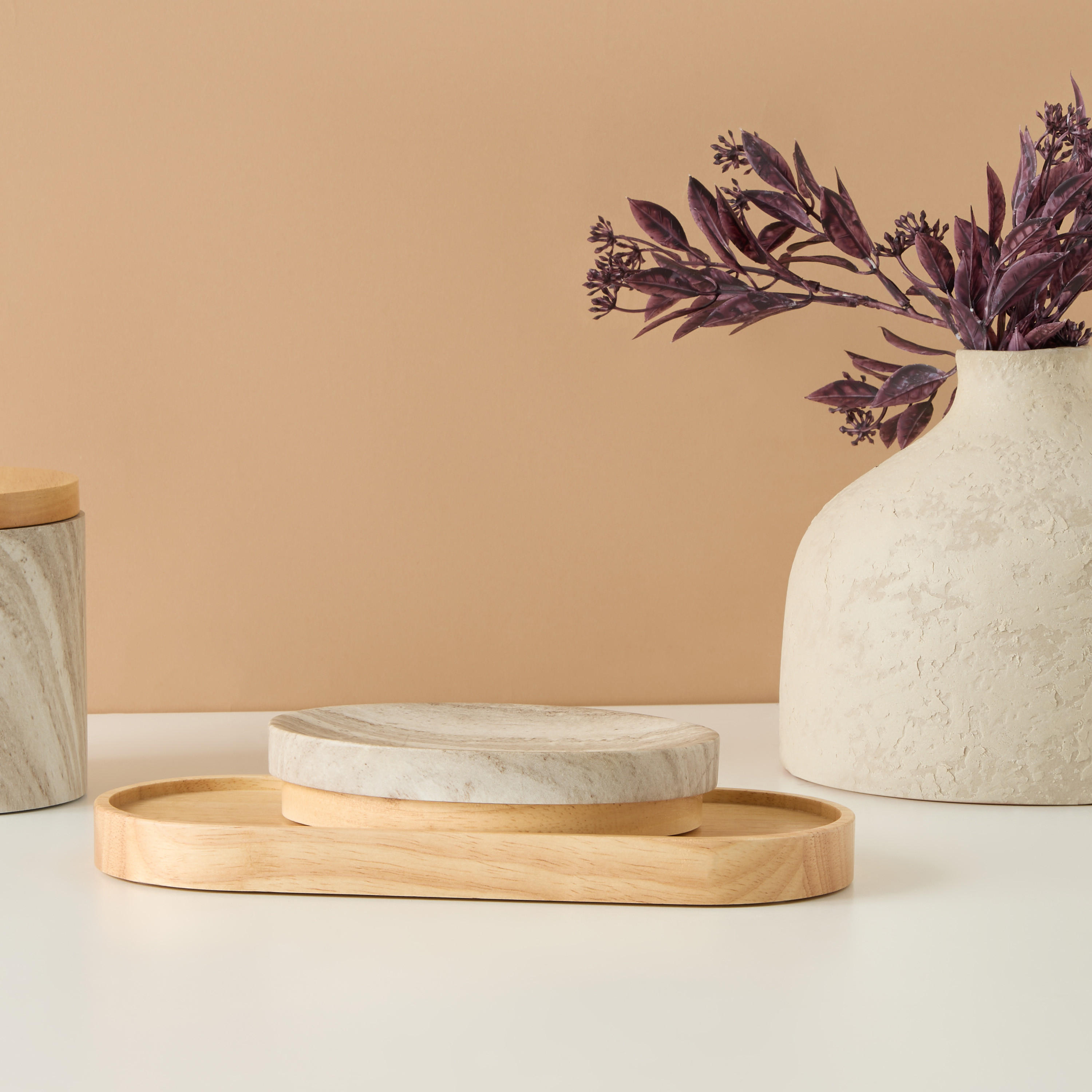 Scandi Polyresin Soap Dish-household-bathandlaundry-bathaccessories-soapdishesanddispensers-image-1