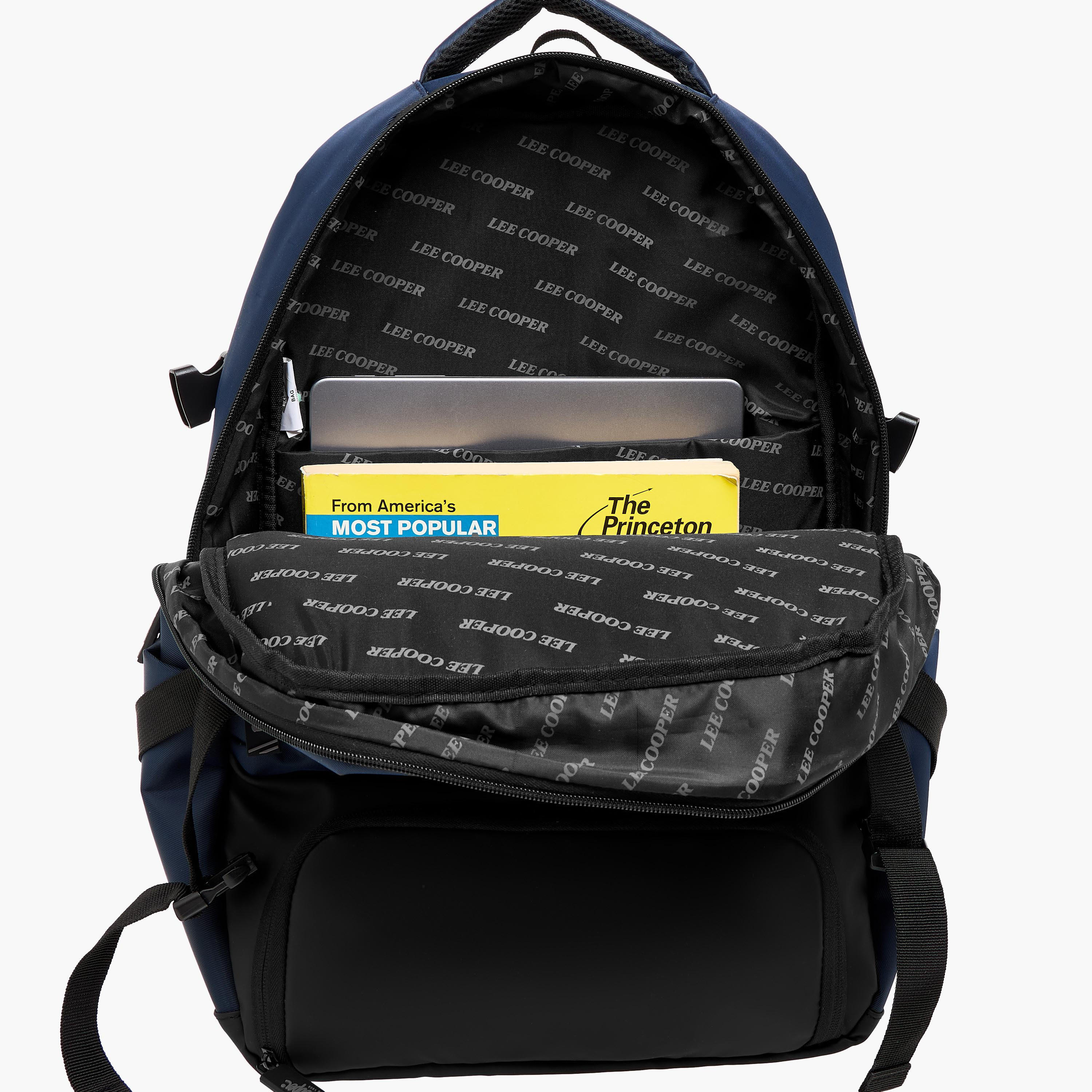 شنطة ظهر بألواح وسحاب إغلاق بسحاب وحمّالات قابلة للتعديل من لي كوبر - 47x32x15 سم-men-bags-image-8