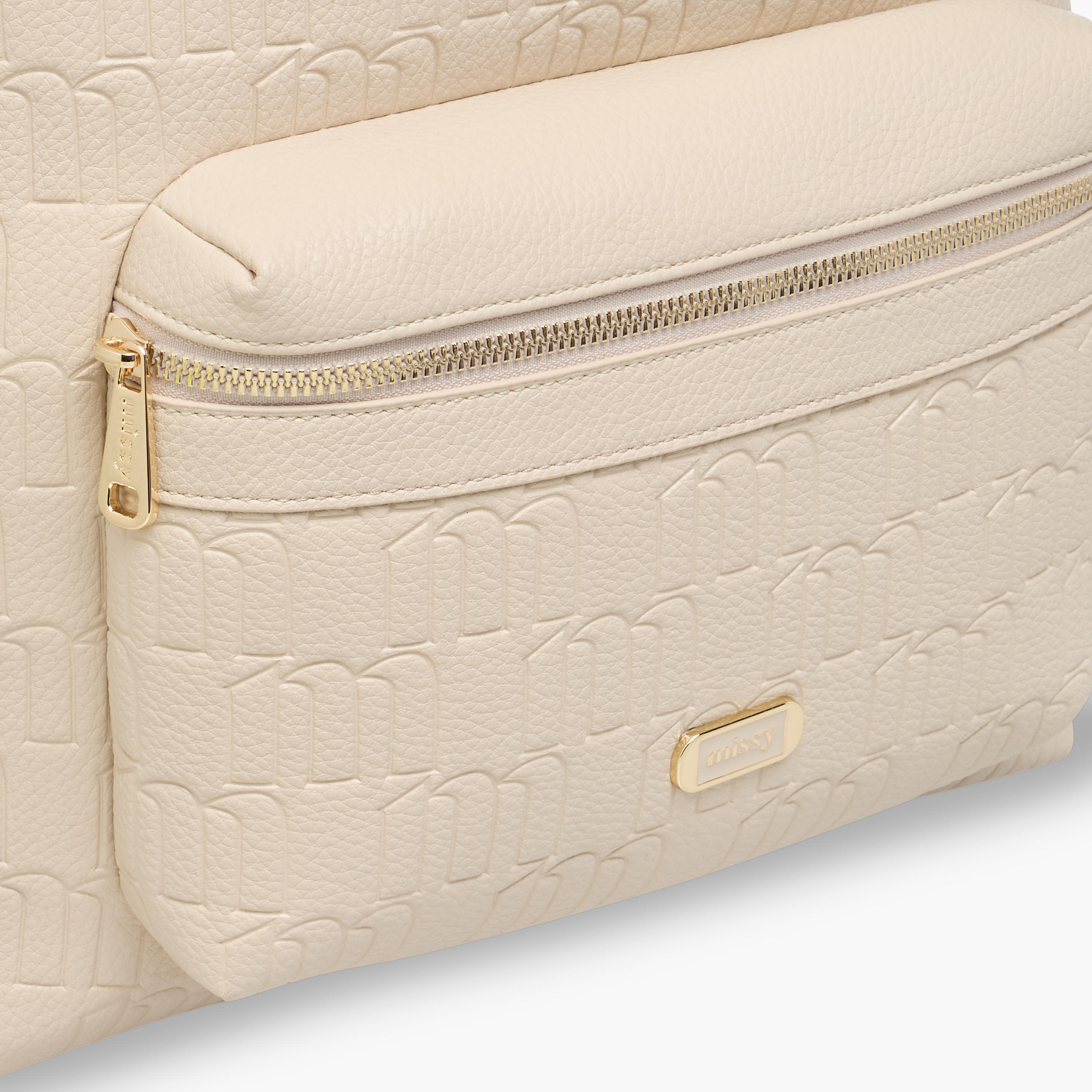 شنطة ظهر بنقوش مونوجرام وجيب لابتوب من ميسي-women-bagsandwallets-backpacks-image-4