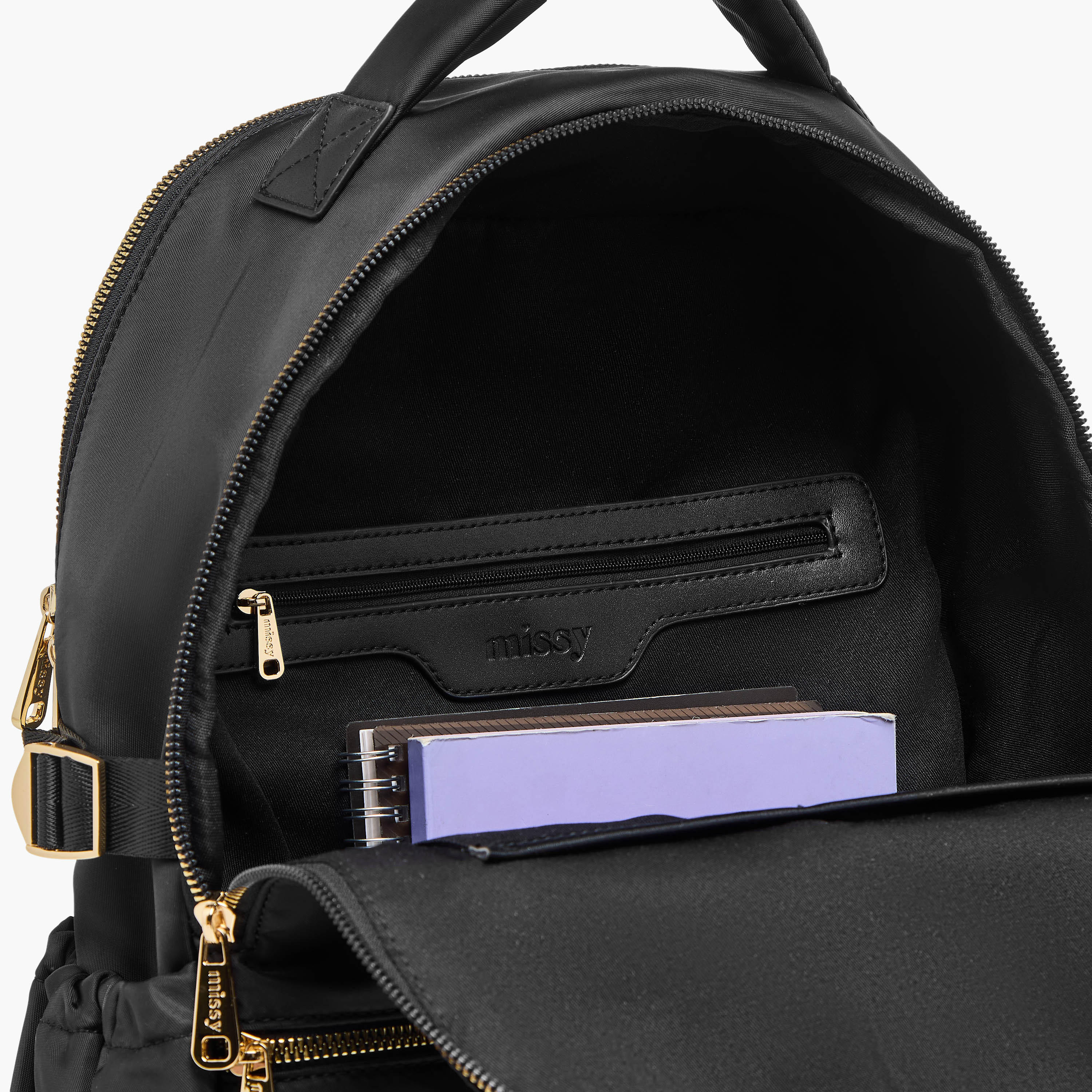 شنطة ظهر سادة بأحزمة كتف قابلة للتعديل وسحاب إغلاق من ميسي - 34x15x40 سم-women-bagsandwallets-backpacks-image-9