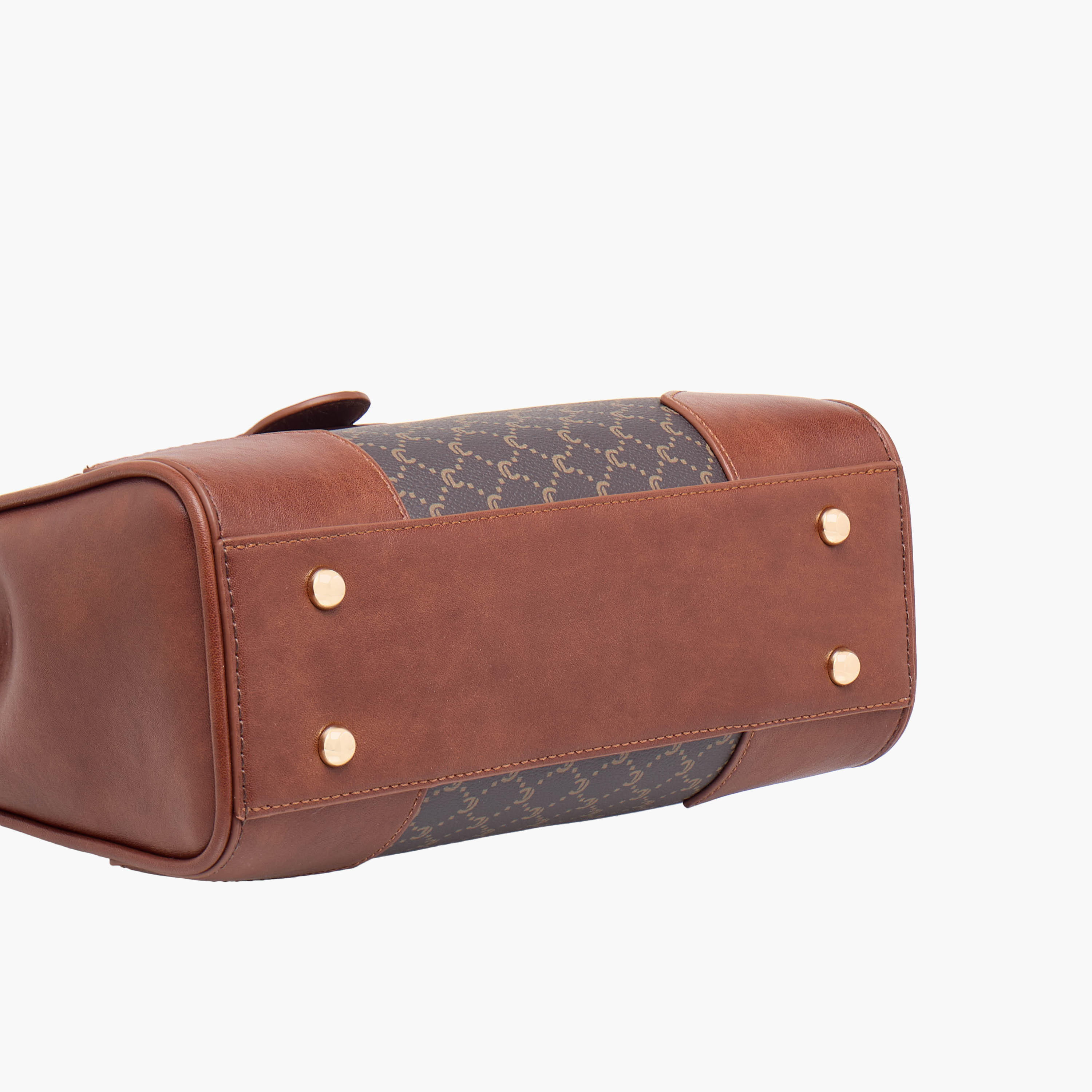 شنطة ساتشيل بطبعات مونوجرام ومقبض علوي وزر إغلاق من لو كونفرت-women-bagsandwallets-handbags-image-7