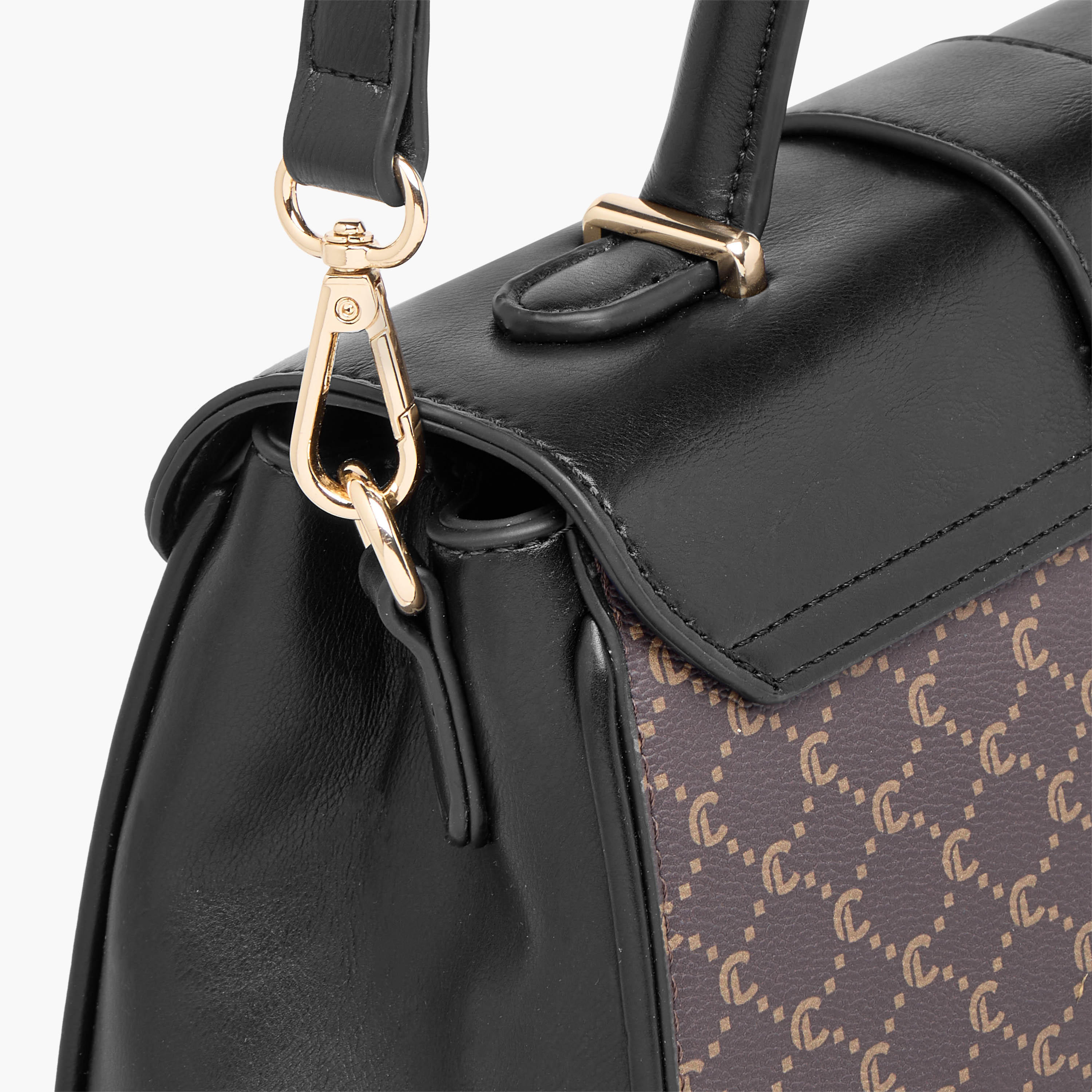 شنطة ساتشيل بطبعات مونوجرام ومقبض علوي وزر إغلاق من لو كونفرت-women-bagsandwallets-handbags-image-7