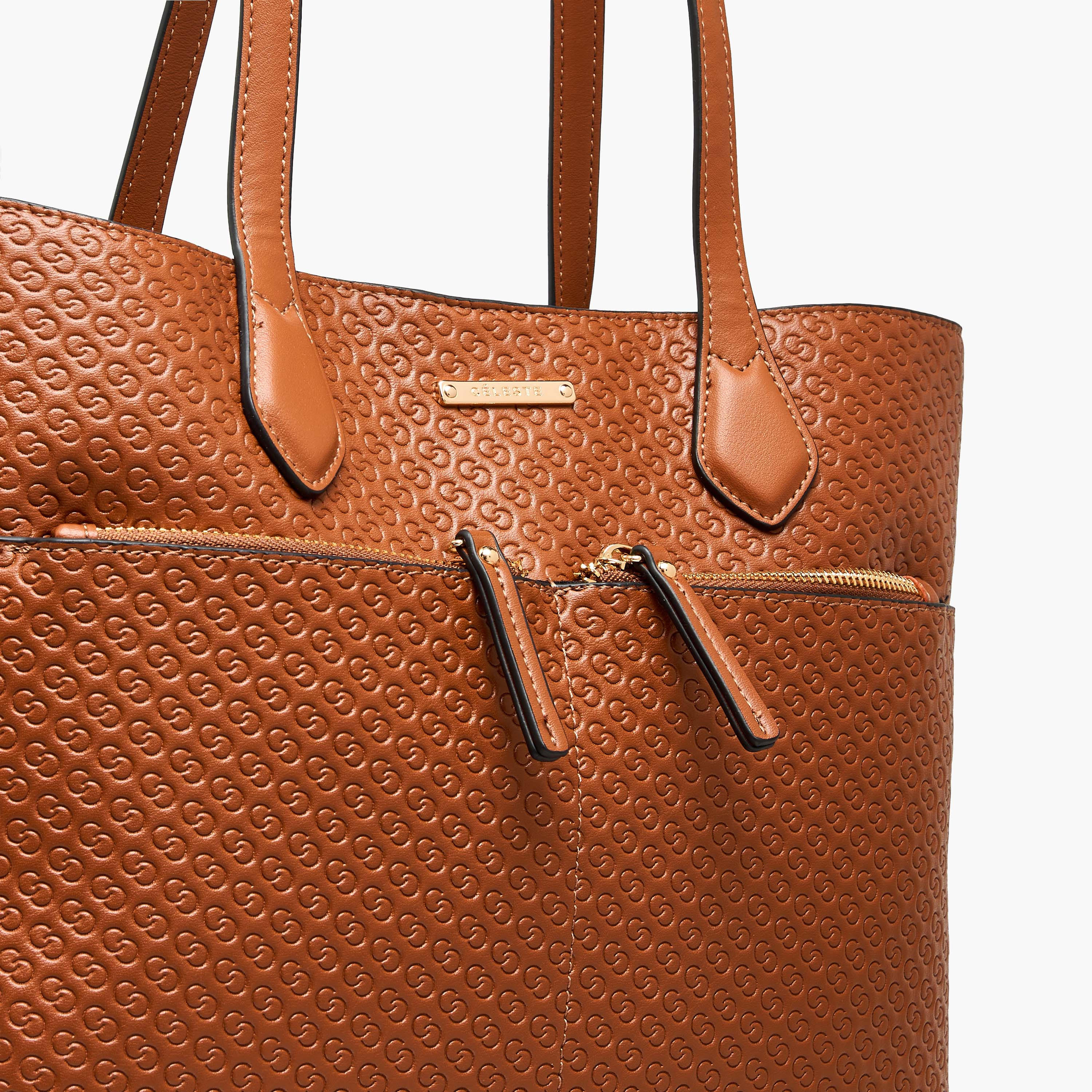 شنطة توتي بسحاب إغلاق ونقوش مونوجرام من سيليست-women-bagsandwallets-handbags-image-4