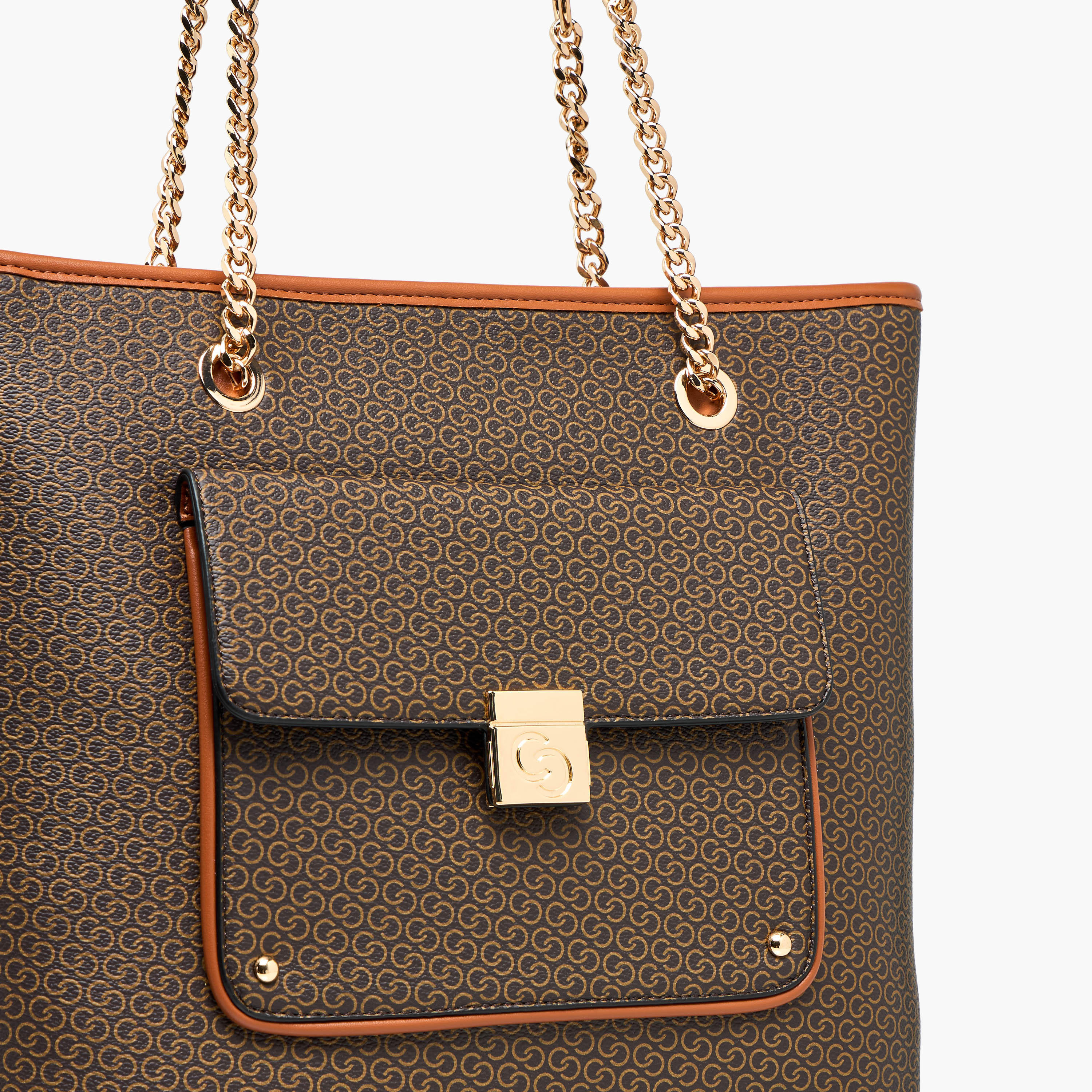 شنطة توتي بطبعات مونوجرام وسحاب إغلاق من سيليست-women-bagsandwallets-handbags-image-5