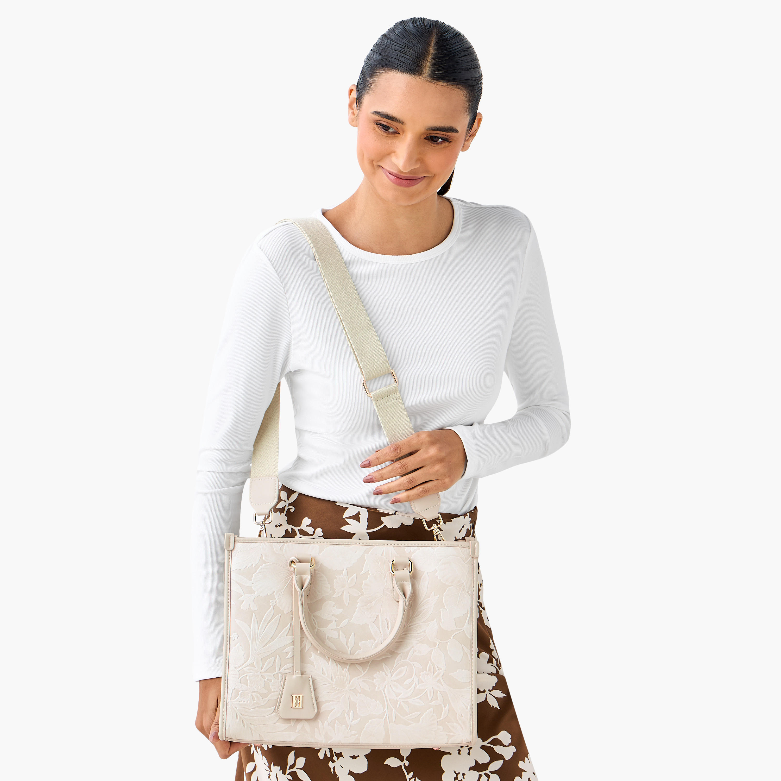 شنطة توتي بنقوش مع مقابض مزدوجة من إيل-women-bagsandwallets-handbags-image-3