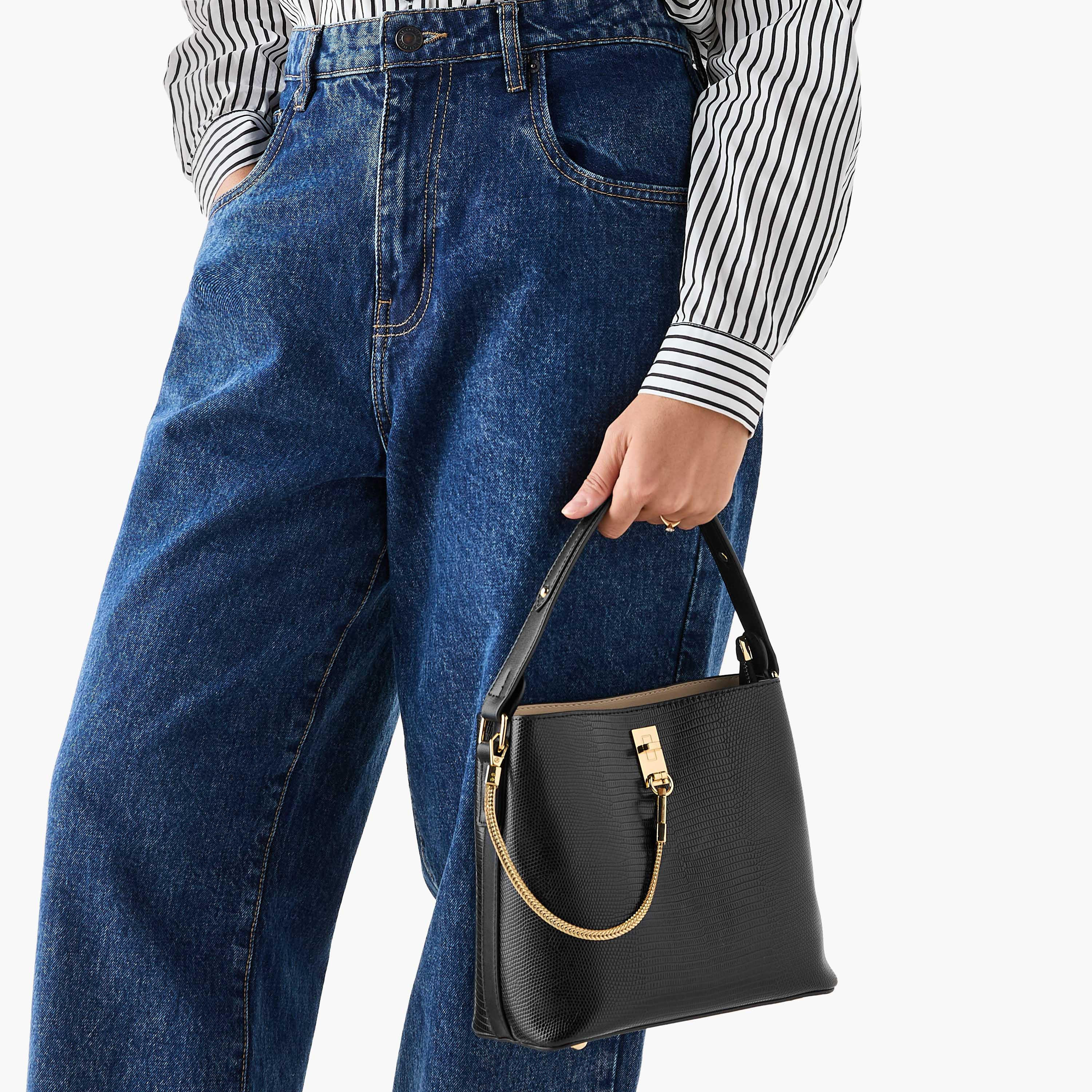 شنطة كتف بارزة الملمس بسحّاب من سيليست-women-bagsandwallets-handbags-image-2