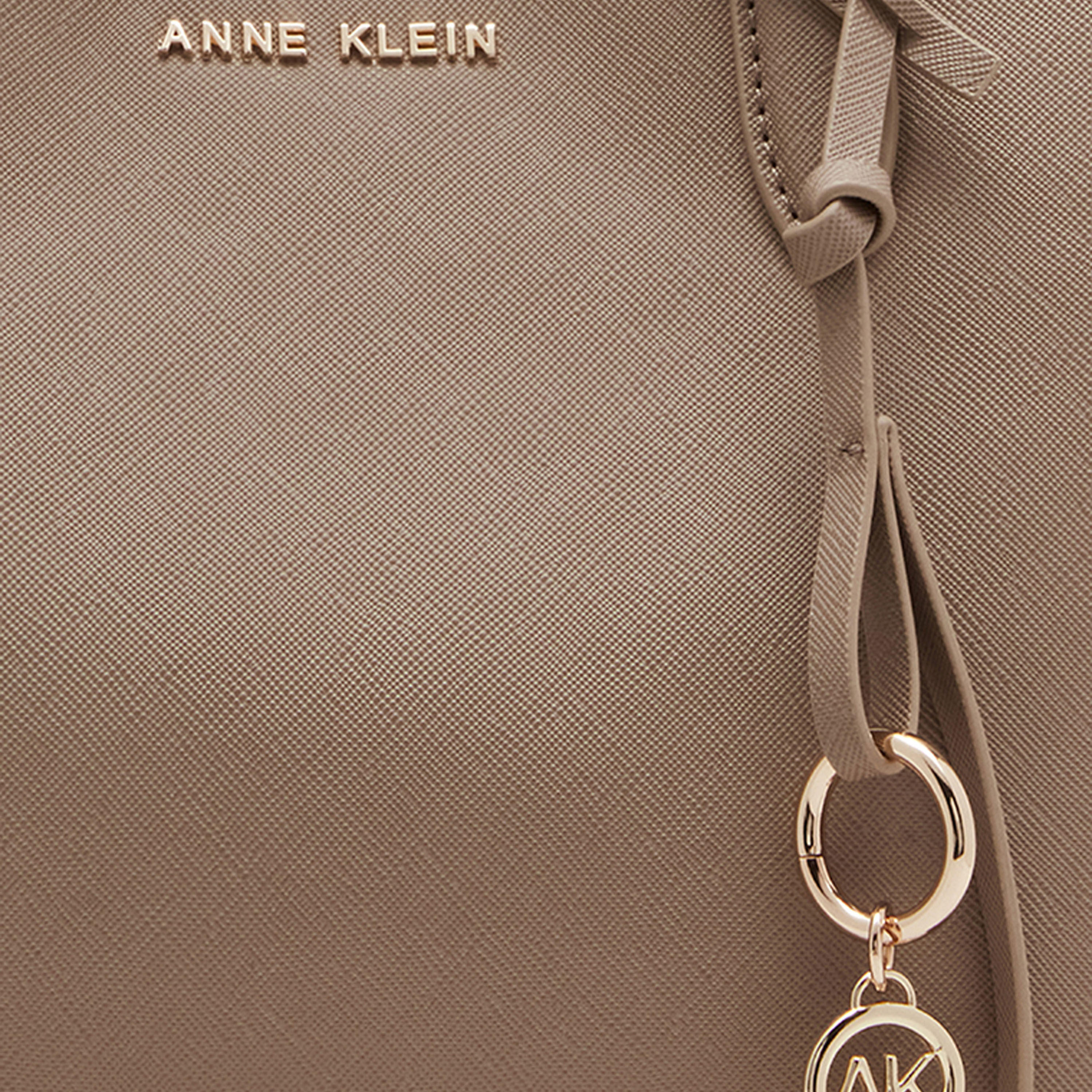 شنطة توتي بارزة الملمس بمقابض مزدوجة وزر إغلاق من آن كلاين-women-bagsandwallets-handbags-image-5