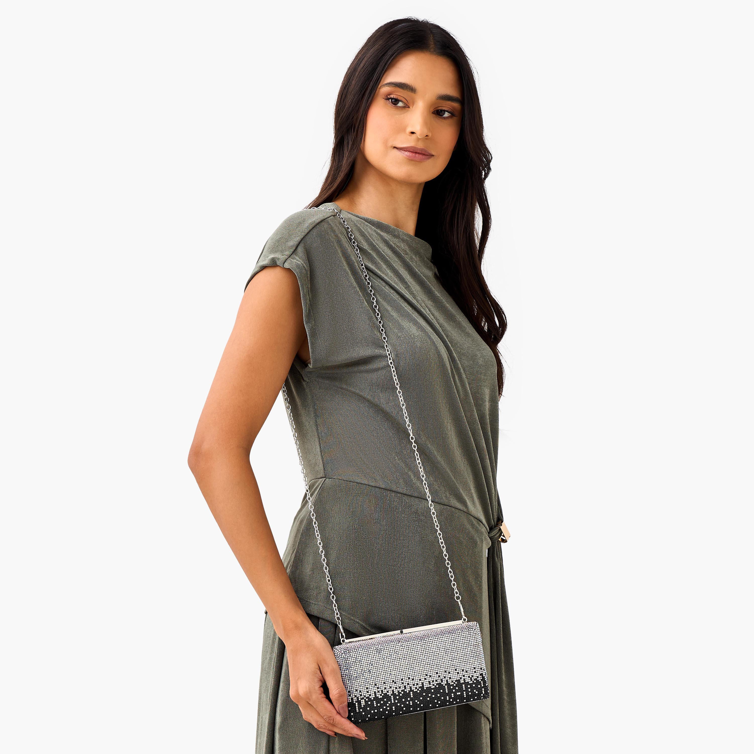 شنطة كلاتش مزينة بحزام سلسلة قابل للفصل من ساشا-women-bagsandwallets-handbags-image-2