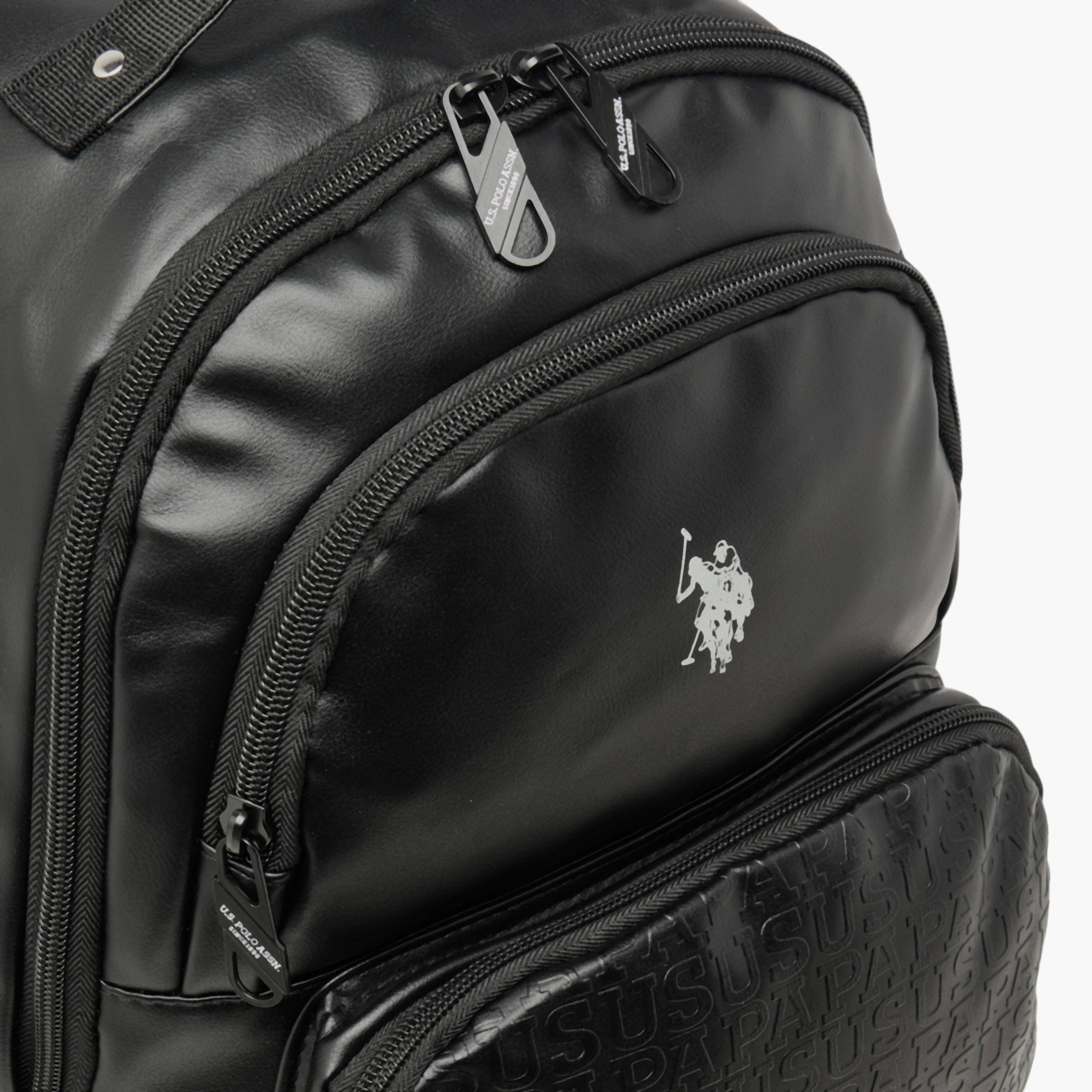 شنطة ظهر منقوشة بأحزمة مبطنة من يو إس بولو أسن - 71x47x41 سم-women-bagsandwallets-backpacks-image-5