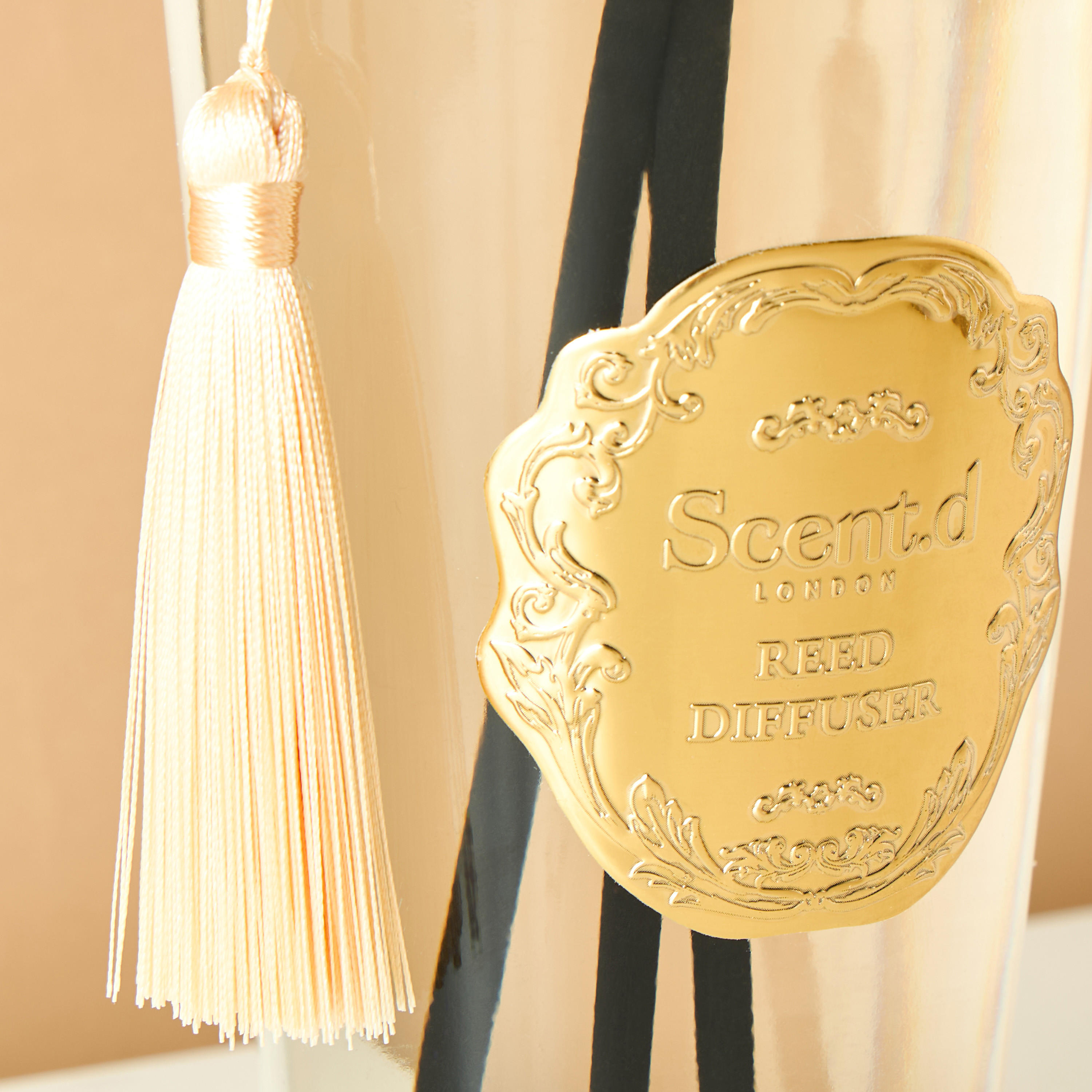 Scent.d London Sweet Vanilla Reed Diffuser - 500 ml-household-homefragrance-reeddiffusers-image-4