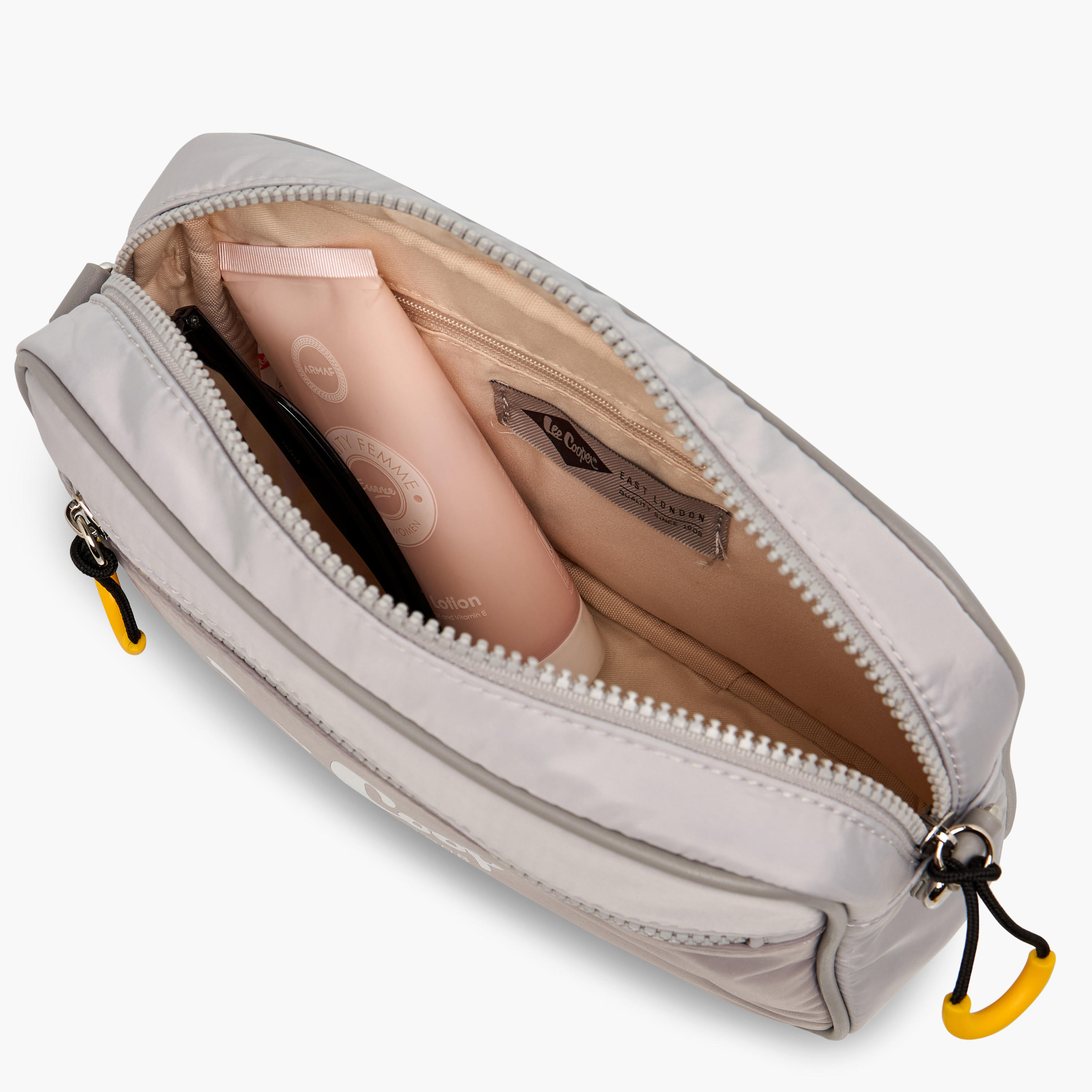 شنطة كروس بودي بسحاب إغلاق وطبعات شعار من لي كوبر-women-bagsandwallets-handbags-image-7