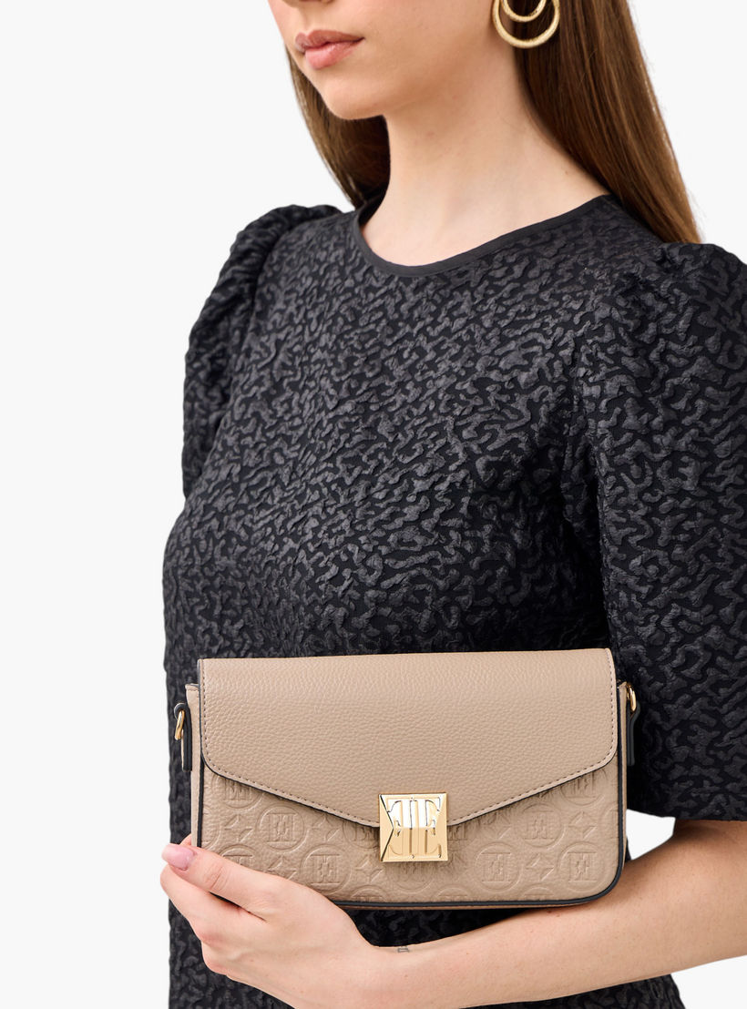 شنطة كروس بودي بنقوش مونوجرام وحزلم سلسلة قابل للفصل وطية إغلاق من إيل-women-bagsandwallets-handbags-image-8