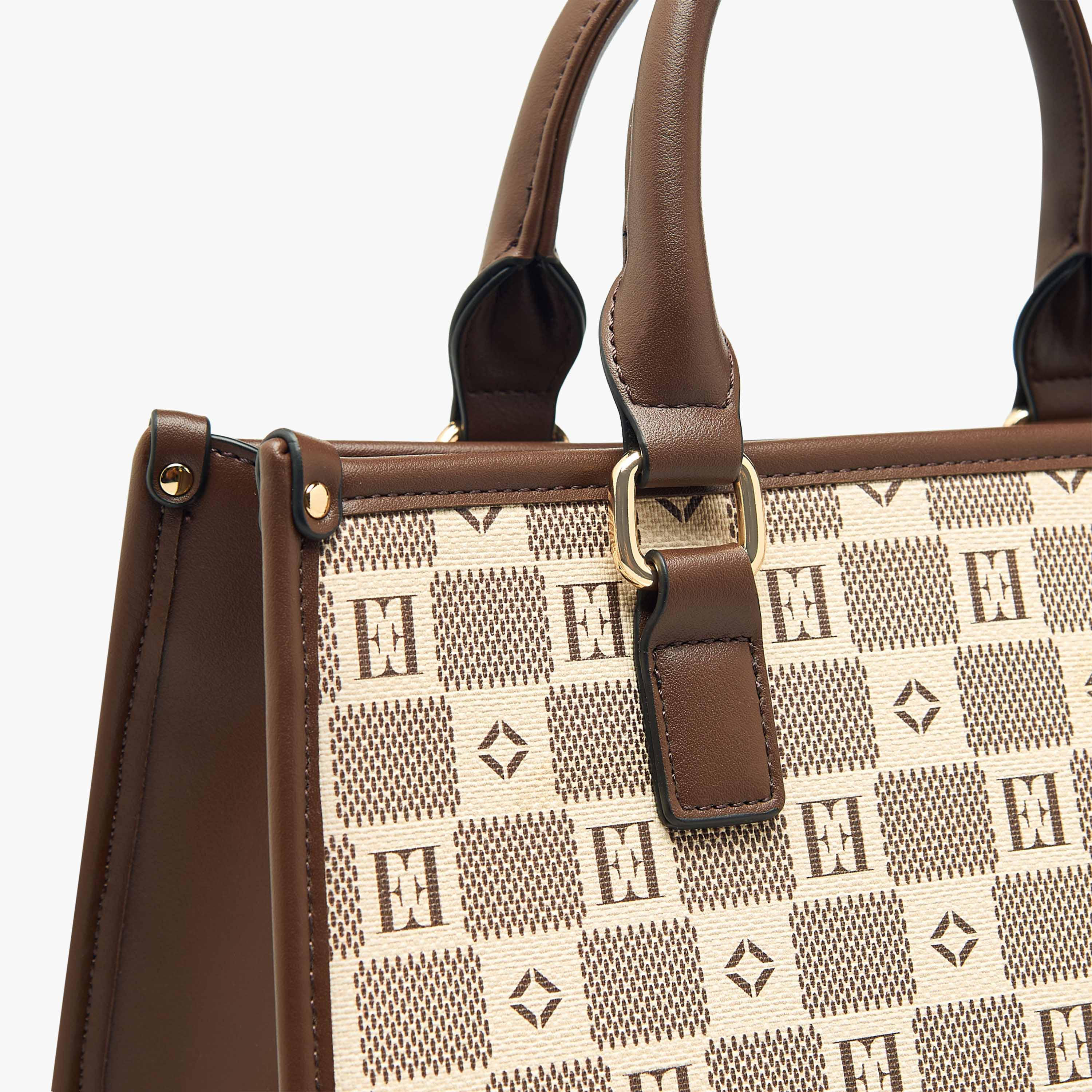 شنطة توتي بسحاب إغلاق ومقابض مزدوجة وطبعات مونوجرام من إيل-women-bagsandwallets-handbags-image-7
