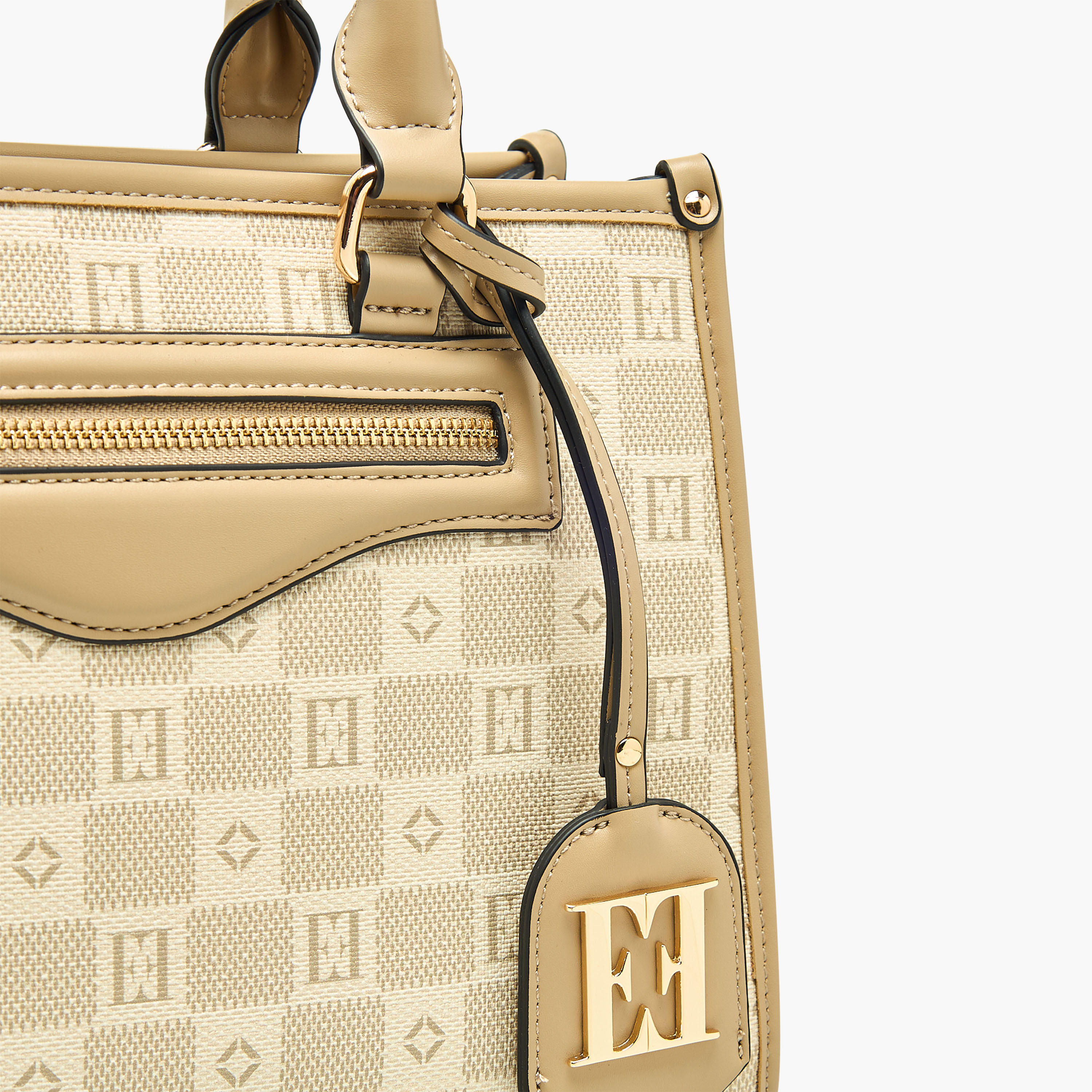 شنطة توتي بسحاب إغلاق ومقابض مزدوجة وطبعات مونوجرام من إيل-women-bagsandwallets-handbags-image-6