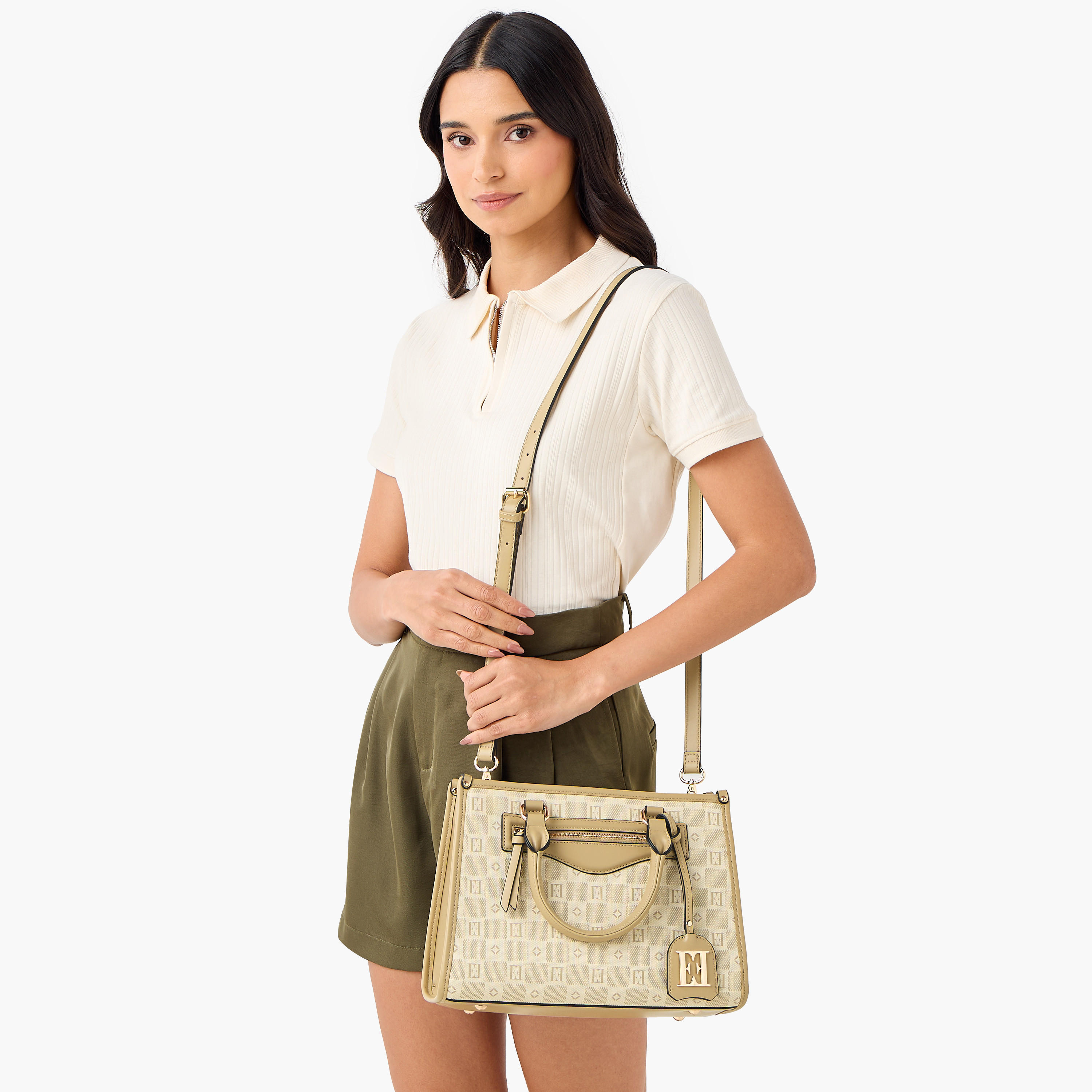 شنطة توتي بسحاب إغلاق ومقابض مزدوجة وطبعات مونوجرام من إيل-women-bagsandwallets-handbags-image-9