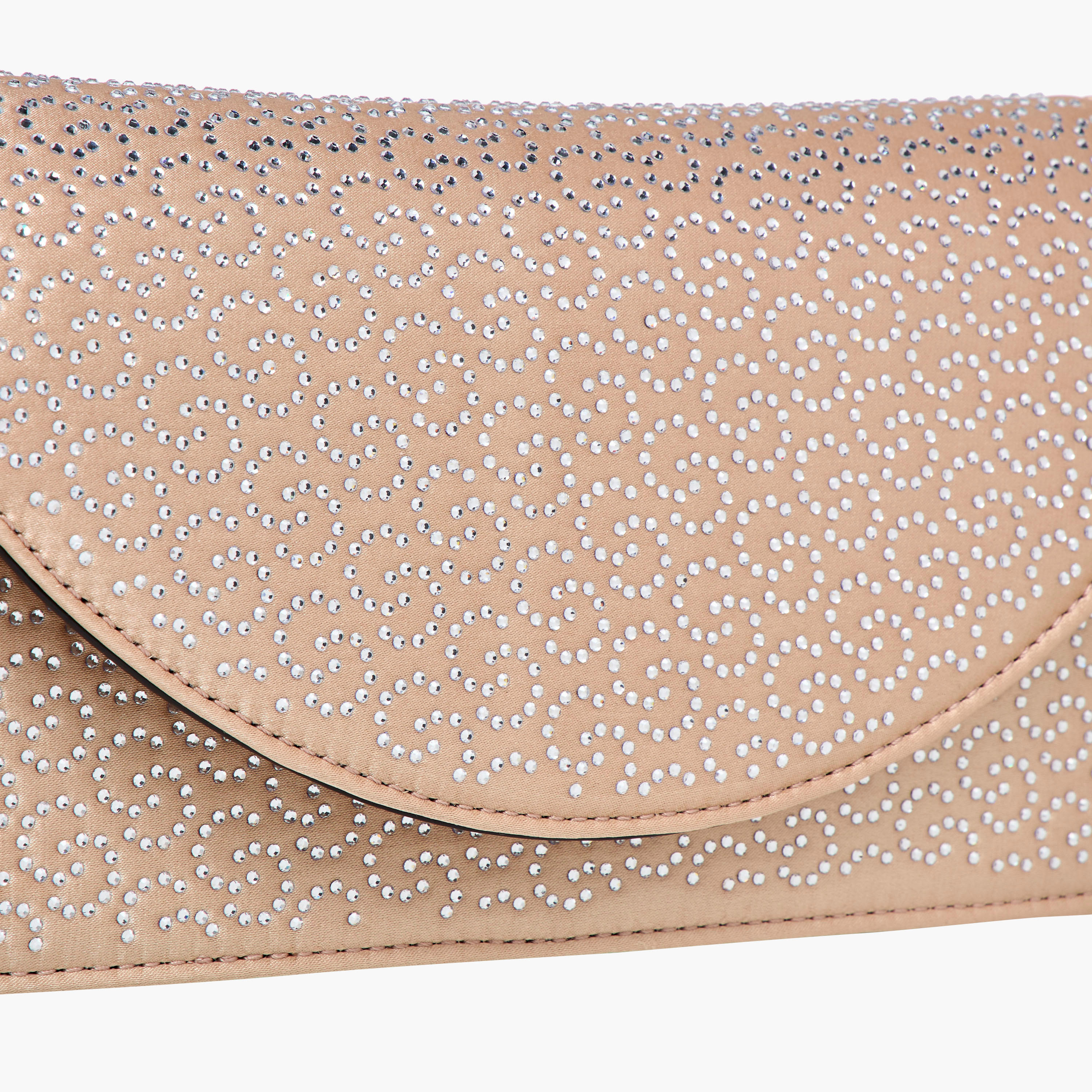 شنطة كروس بودي مزينة بحزام سلسلة من سيليست-women-bagsandwallets-handbags-image-5