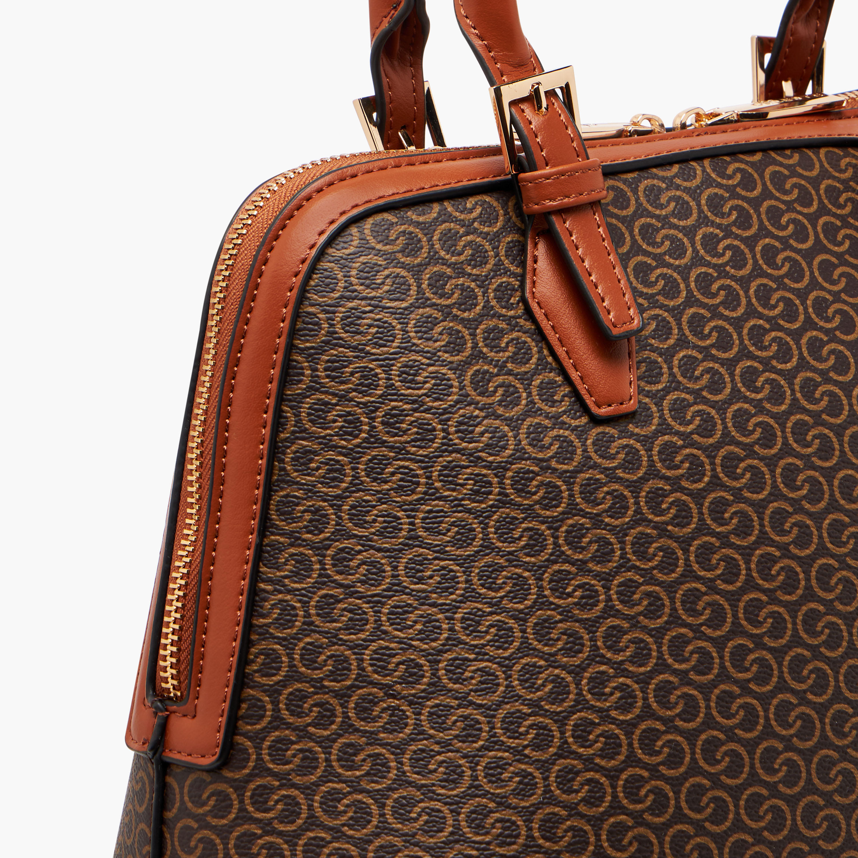 شنطة توتي بحزام قابل للفصل وسحاب إغلاق وطبعات مونوجرام من سيليست-women-bagsandwallets-handbags-image-7
