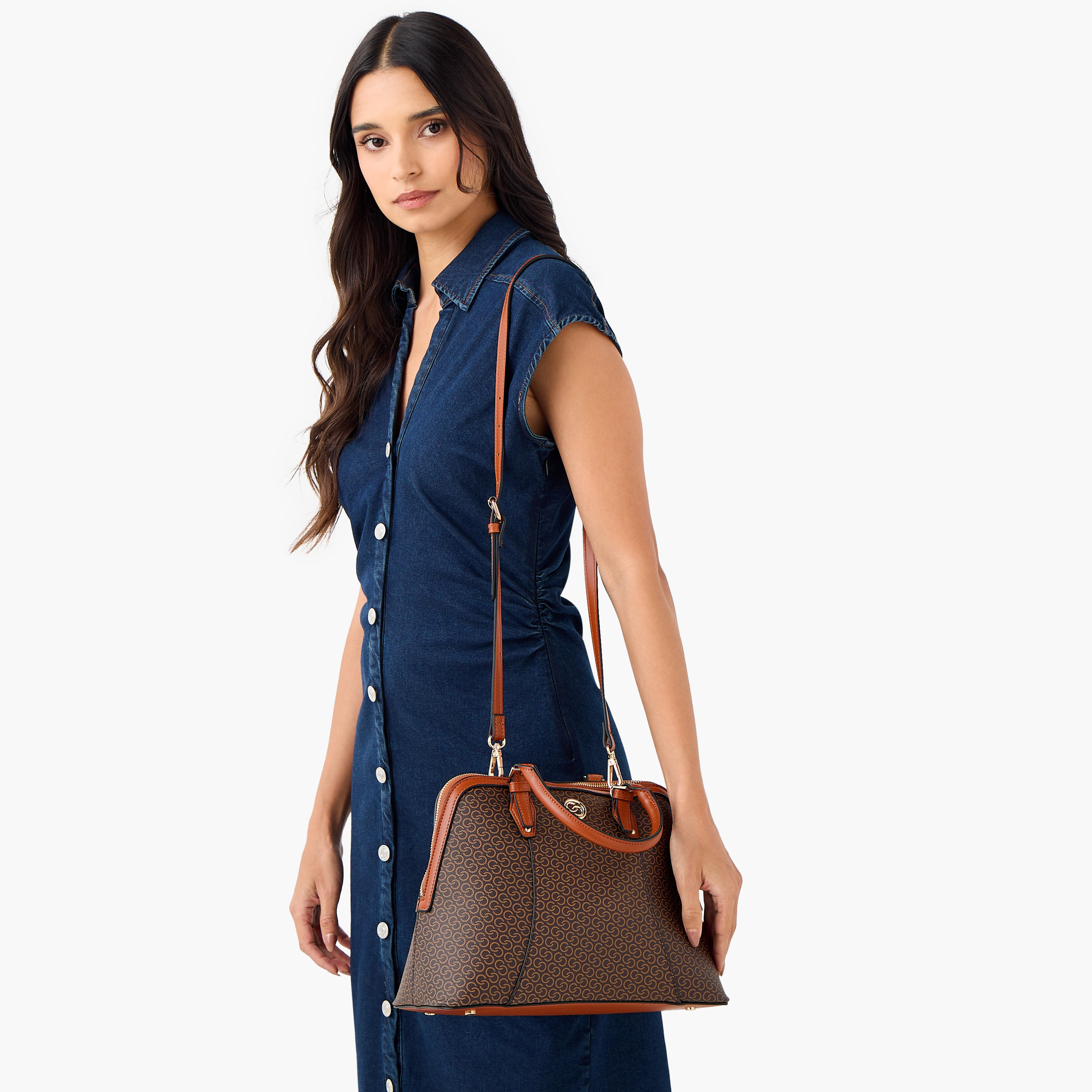 شنطة توتي بحزام قابل للفصل وسحاب إغلاق وطبعات مونوجرام من سيليست-women-bagsandwallets-handbags-image-9