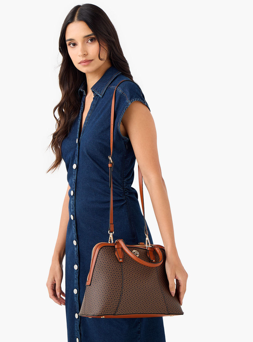 شنطة توتي بحزام قابل للفصل وسحاب إغلاق وطبعات مونوجرام من سيليست-women-bagsandwallets-handbags-image-9
