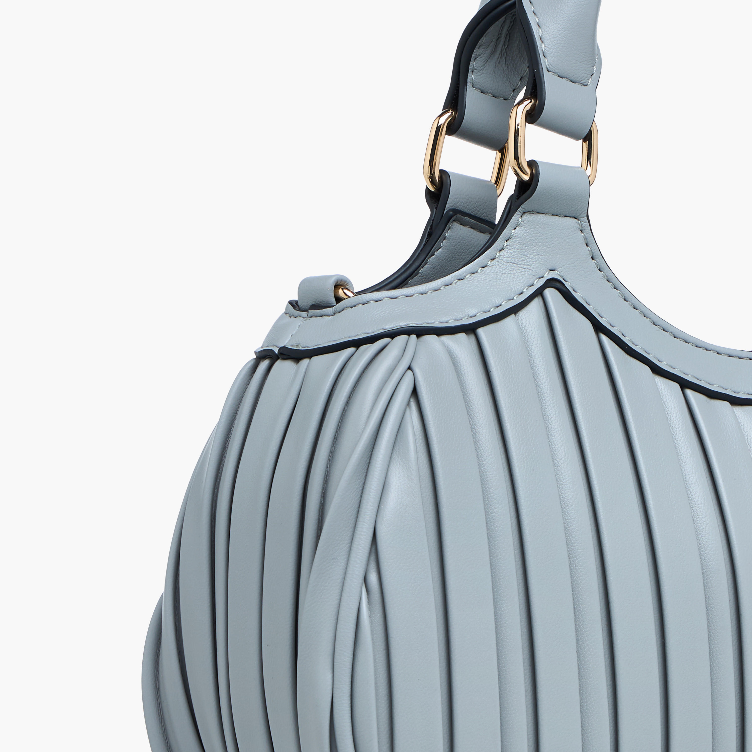 شنطة توتي بطيات وسحاب إغلاق من سيليست-women-bagsandwallets-handbags-image-7
