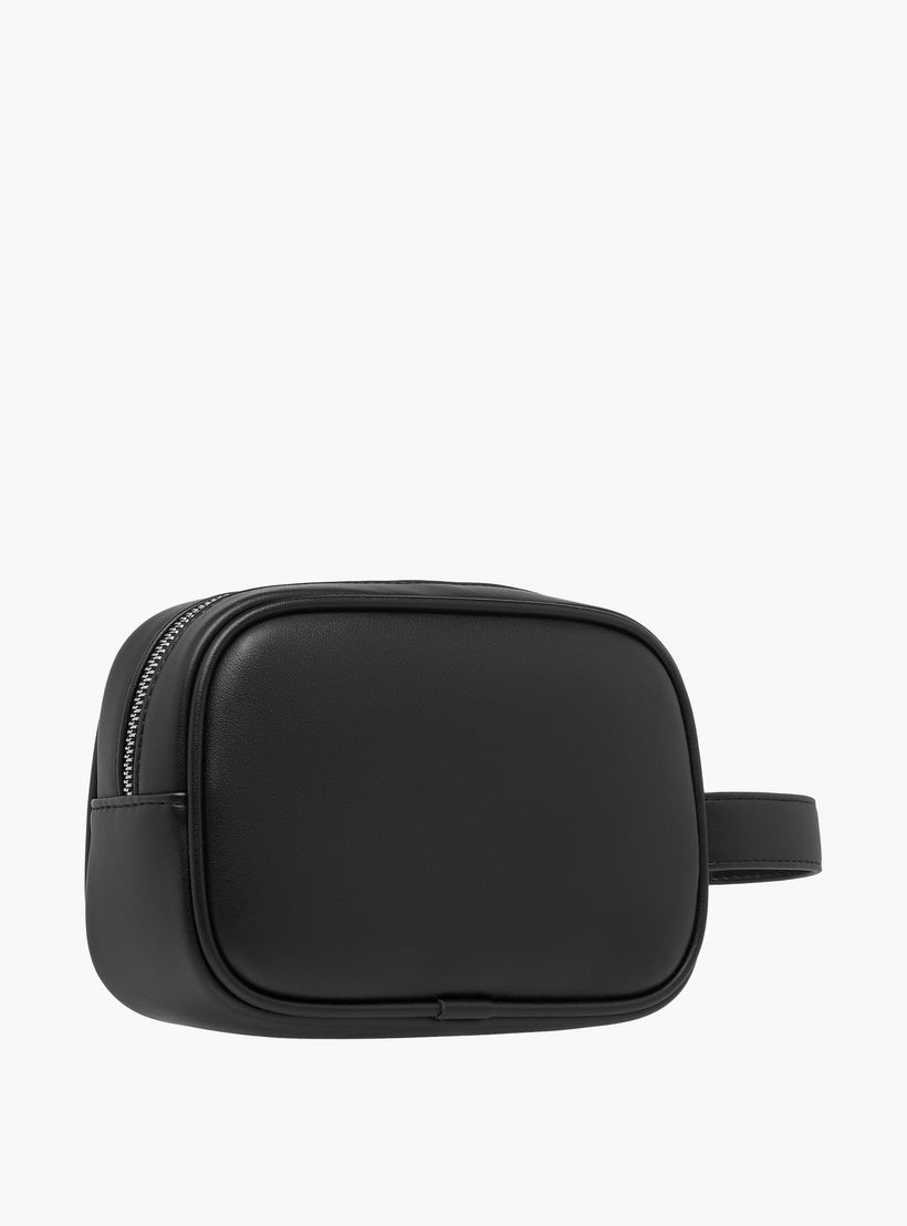 شنطة صغيرة بألواح وسحاب إغلاق من دوتشيني-men-bags-image-3