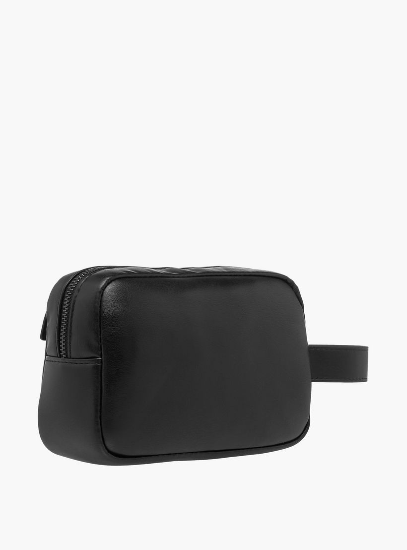 شنطة صغيرة بسحاب إغلاق من دوتشيني-men-bags-image-3