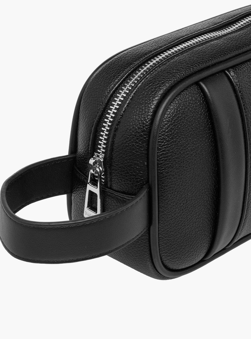 شنطة صغيرة بسحاب إغلاق من دوتشيني-men-bags-image-4