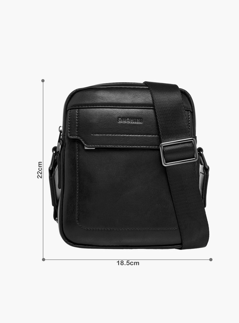 شنطة كروس بودي سادة بحزام قابل للتعديل وسحاب إغلاق من دوتشيني-men-bags-image-7