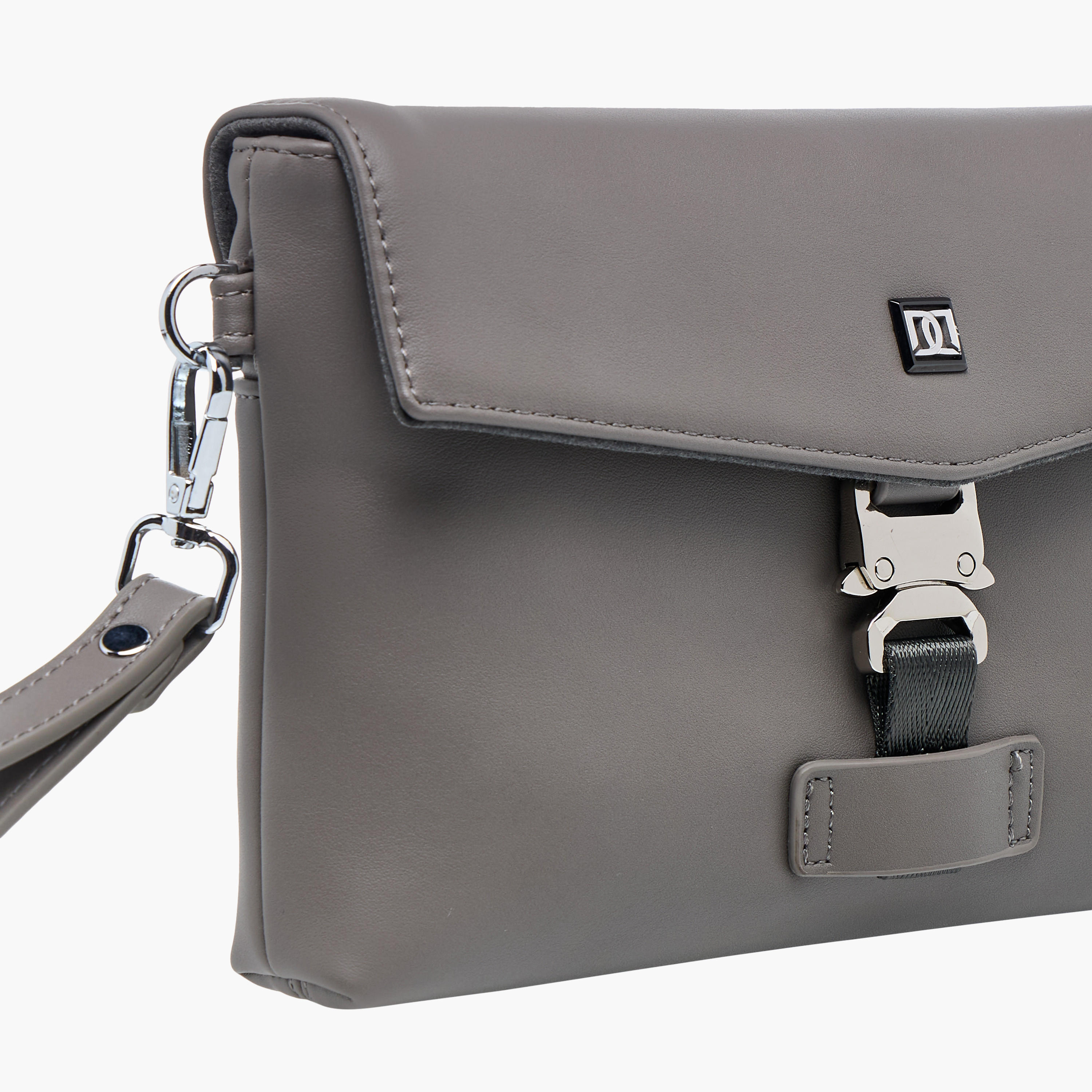 شنطة سادة بسوار معصم من دوتشيني-men-bags-image-3