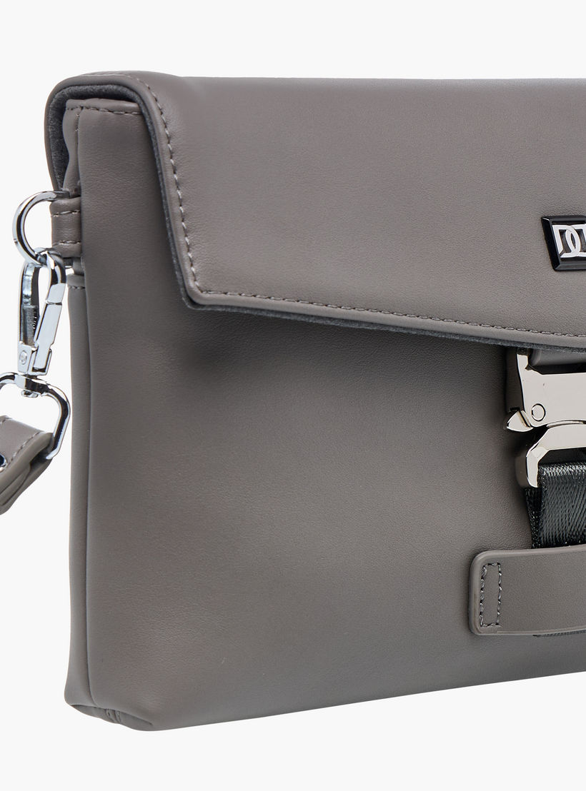 شنطة سادة بسوار معصم من دوتشيني-men-bags-image-3