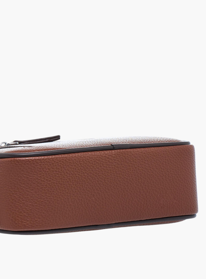 شنطة صغيرة بارزة الملمس بسحّاب من دوشيني-men-bags-image-2