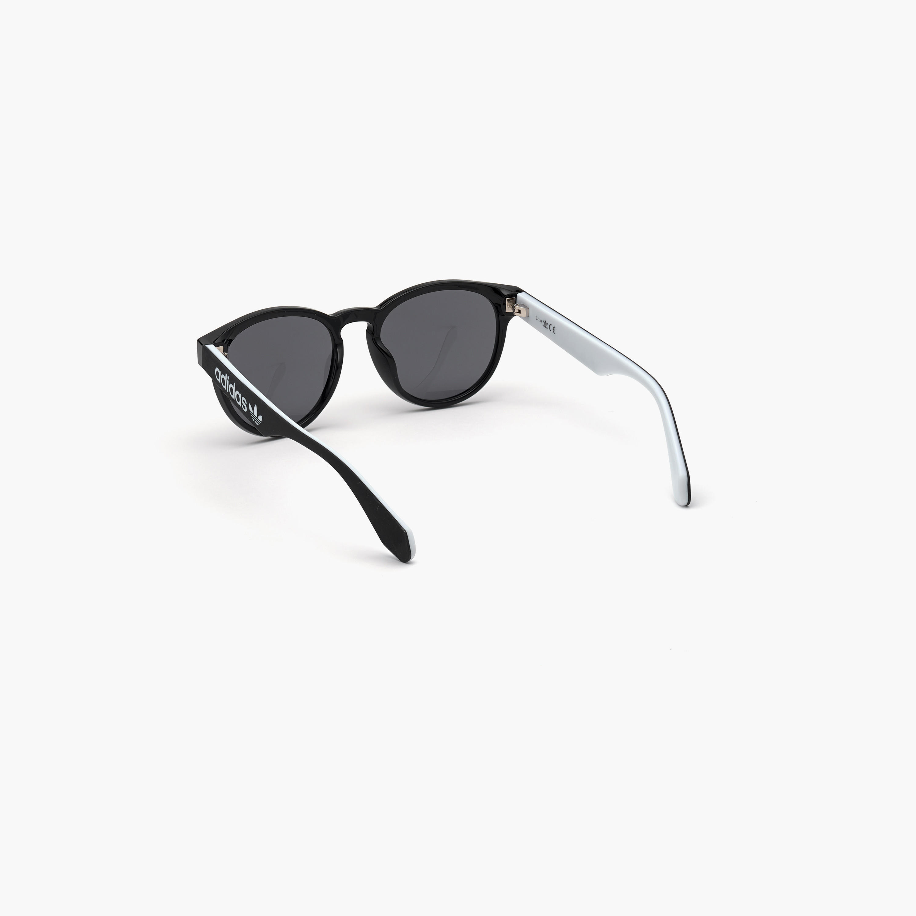 أديداس نظارة شمسية بيضاوية لون دخاني 52مم OR002501A52-men-sunglasses-image-6