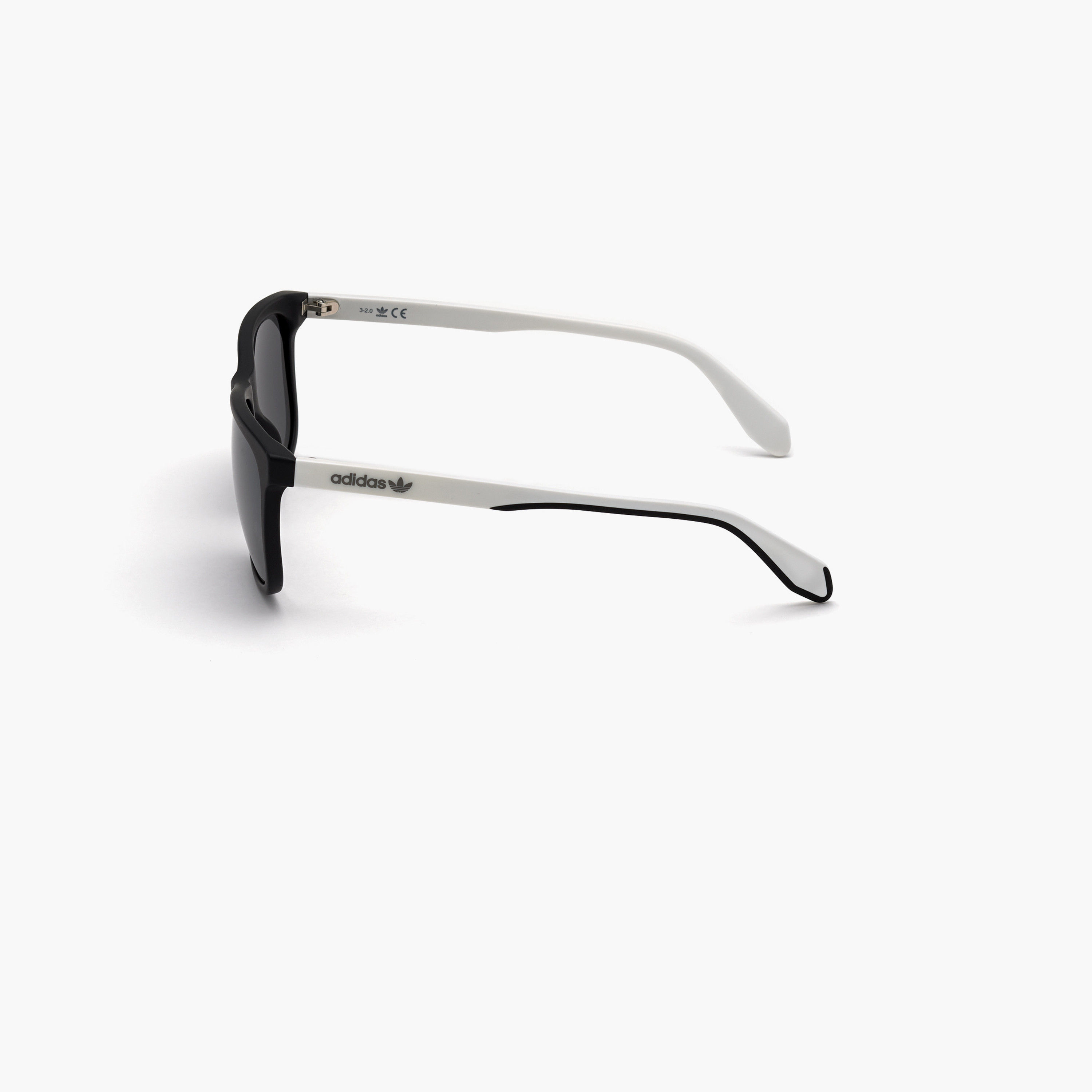 أديداس نظارة شمسية مربعة لون دخاني عاكس 58مم OR004002C58-men-sunglasses-image-5