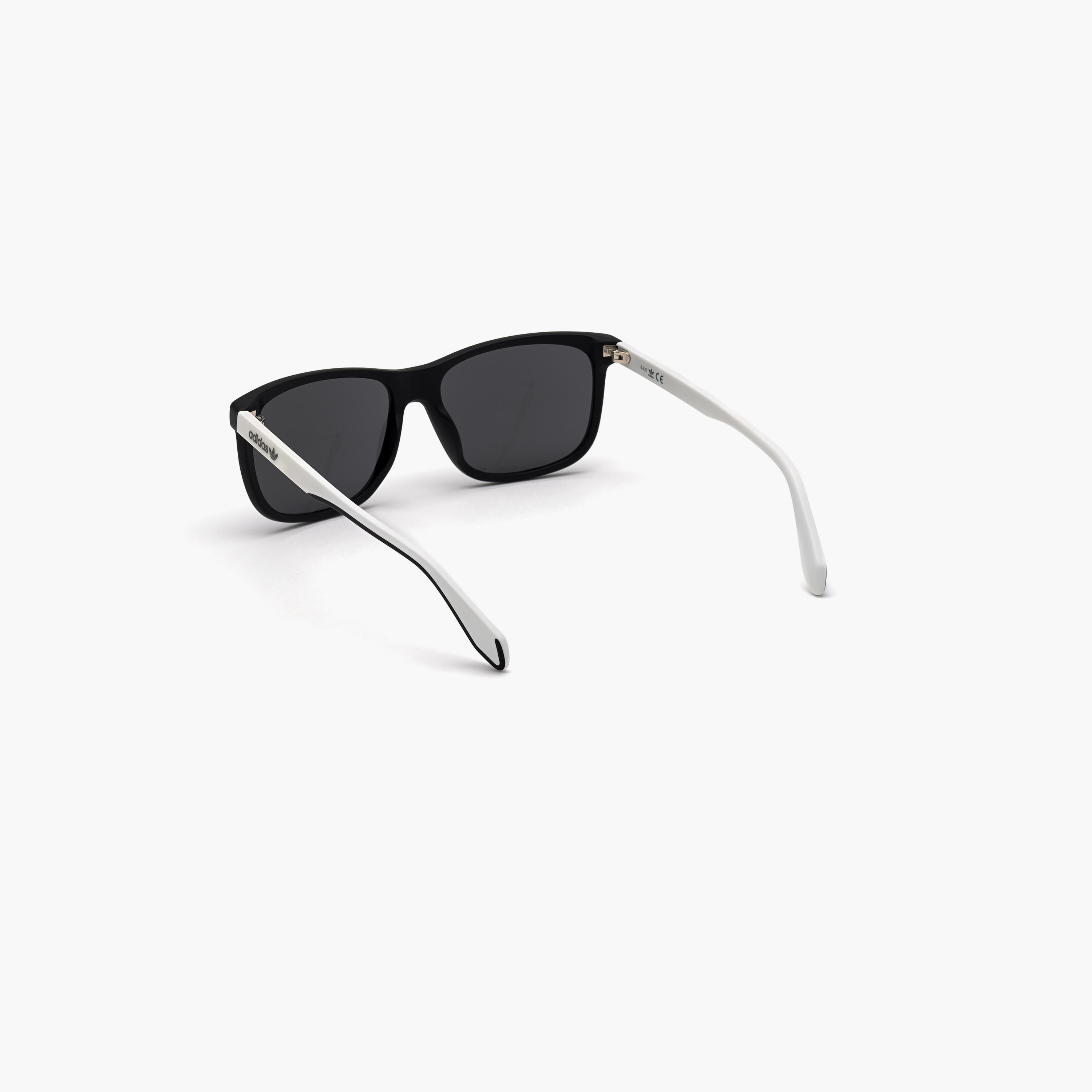 أديداس نظارة شمسية مربعة لون دخاني عاكس 58مم OR004002C58-men-sunglasses-image-6