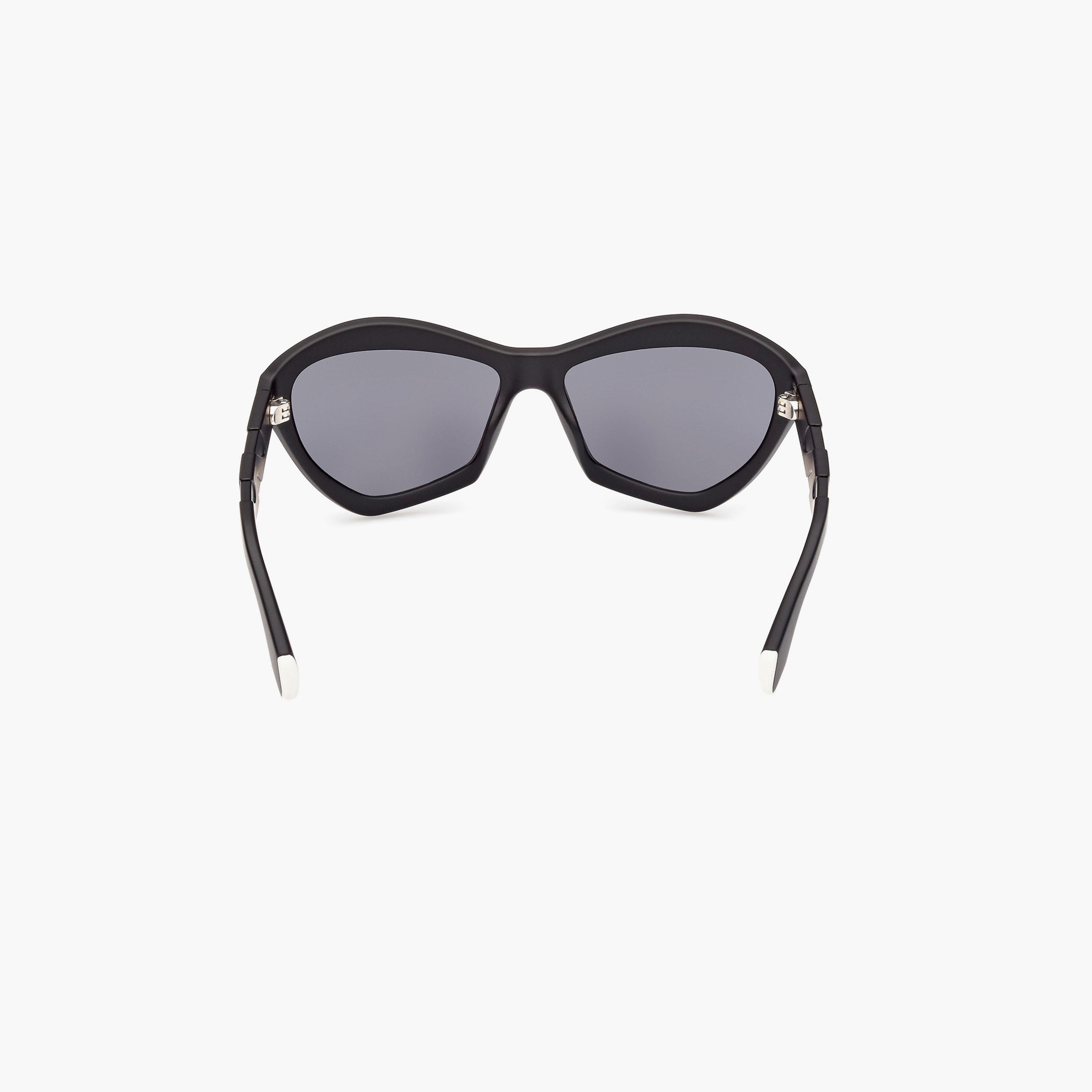 أديداس نظارة شمسية لون دخاني 59مم OR009502A59-men-sunglasses-image-7