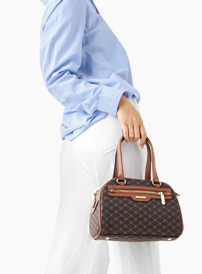 شنطة كروس بودي بمقابض مزدوجة وطبعات مونوجرام من بيسي لندن-women-bagsandwallets-handbags-image-7