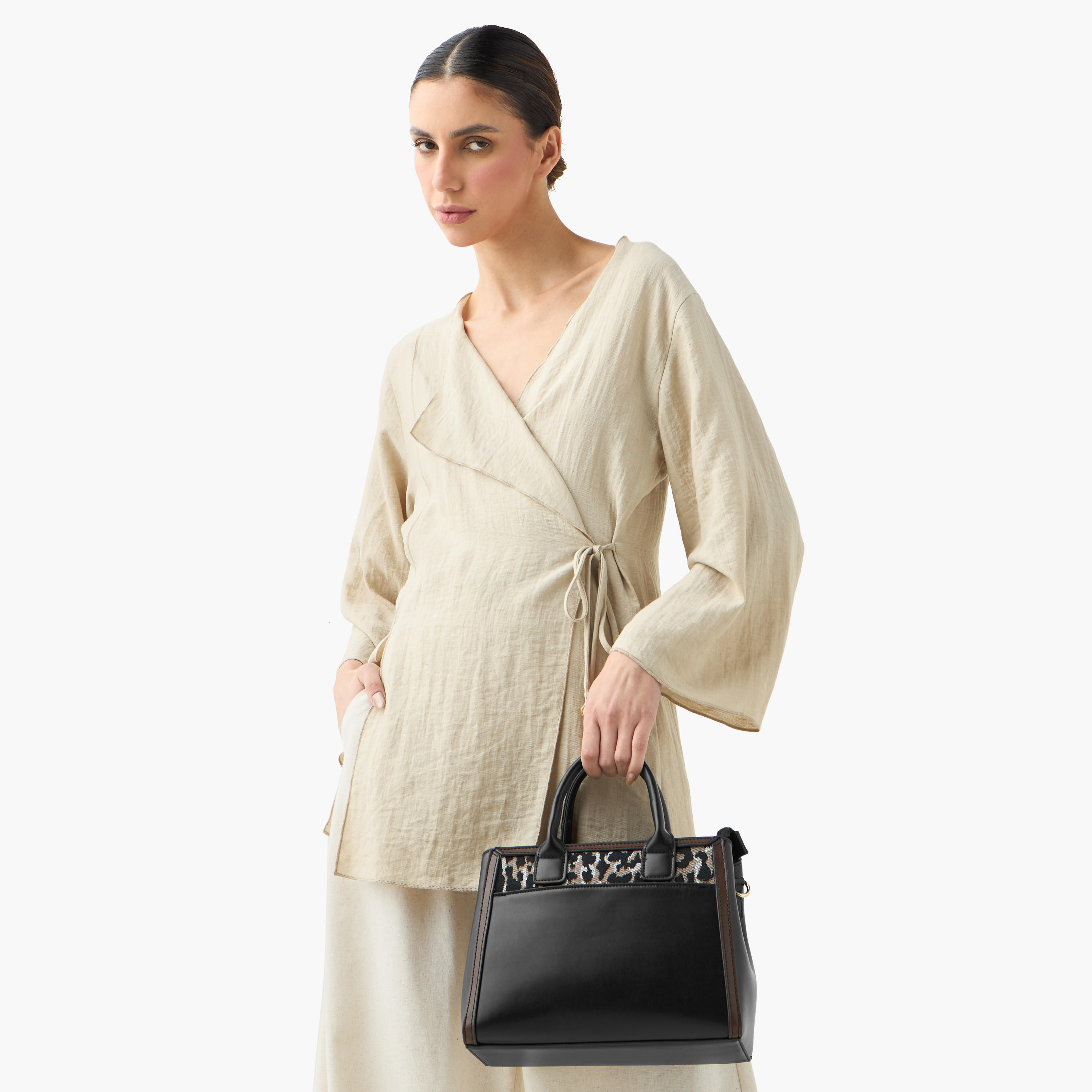 شنطة توتي بألواح وحزام قابل للفصل وسحاب إغلاق من ساشا-women-bagsandwallets-handbags-image-2