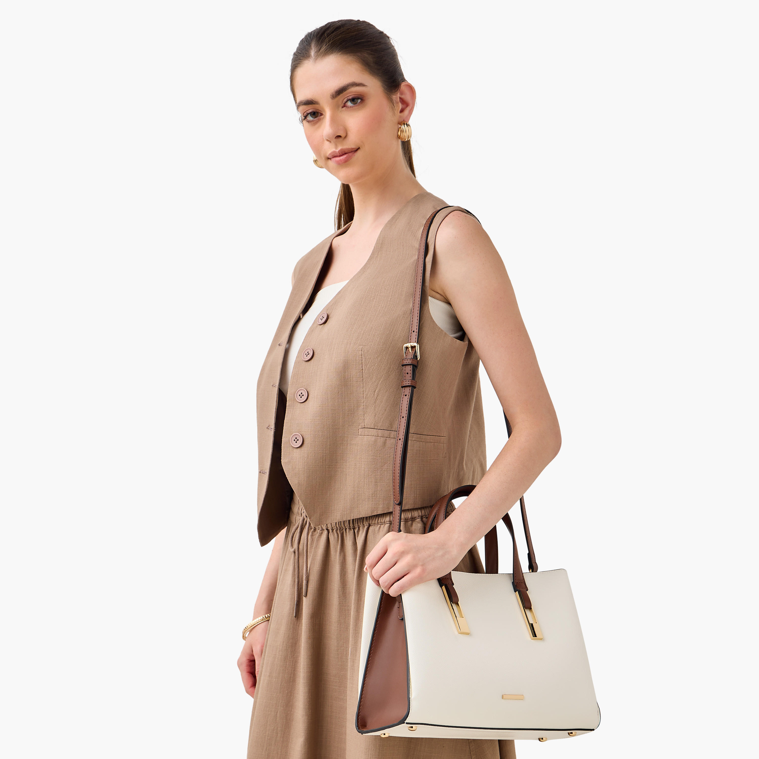 شنطة توتي سادة بمقابض مزدوجة وحزام قابل للفصل من ساشا-women-bagsandwallets-handbags-image-9