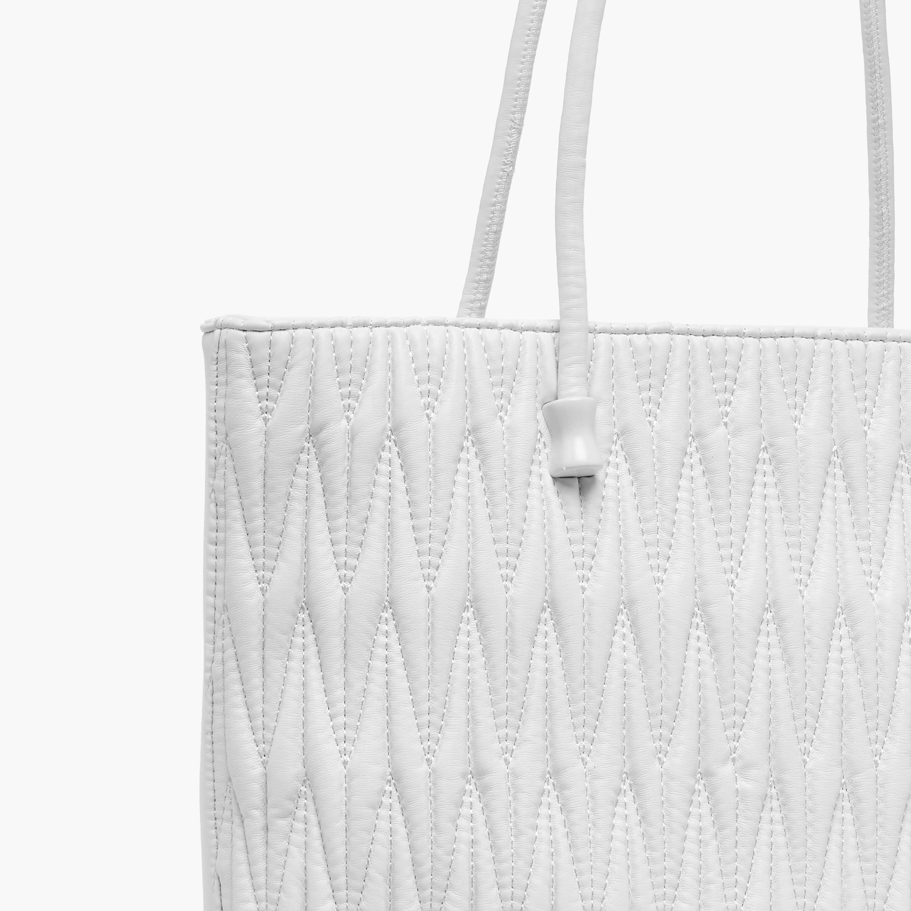 شنطة توت مبطنة بمقبض مزدوح وسحاب إغلاق من أدور-women-bagsandwallets-handbags-image-4