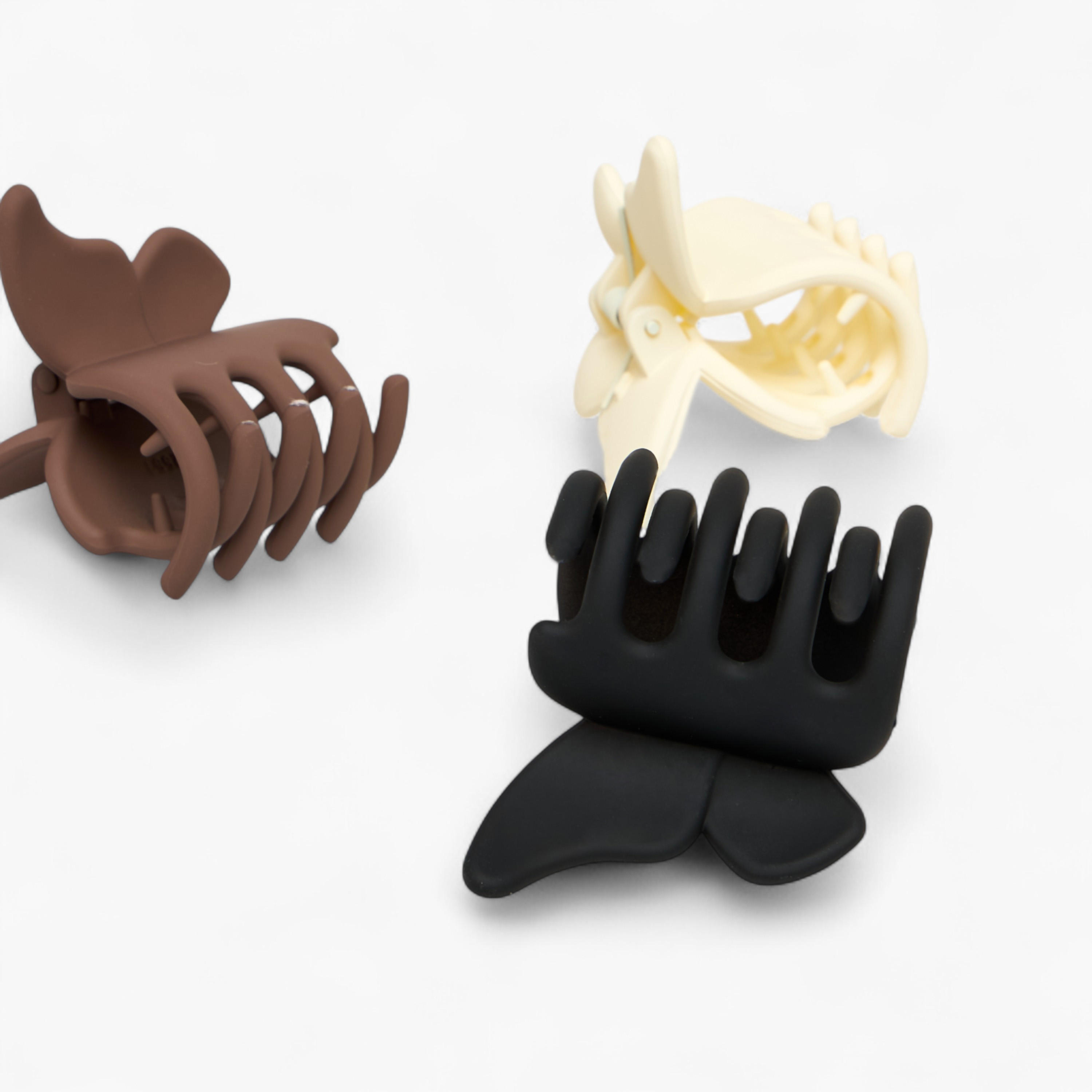 Solid Butterfly Hair Clamp - Set of 3-women-hairaccessories-clamps-image-6