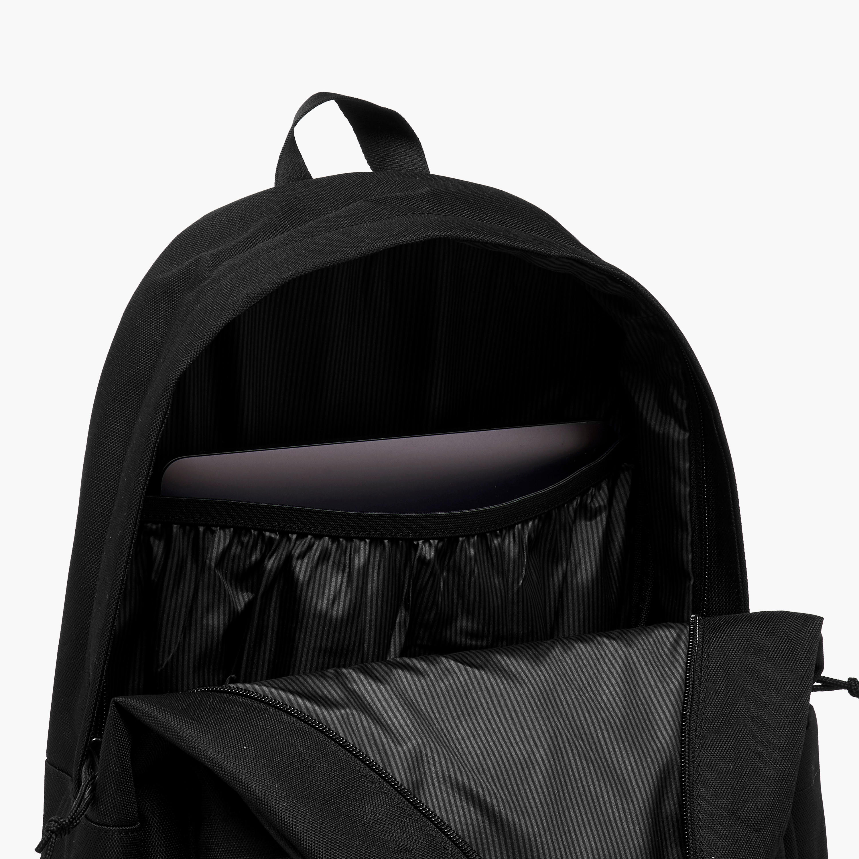 شنطة ظهر سادة بحمالات قابلة للتعديل وسحاب إغلاق من هيرشيل سابلاي كو - 43x31x16 سم-school-bagsandbackpacks-backpacks-image-8