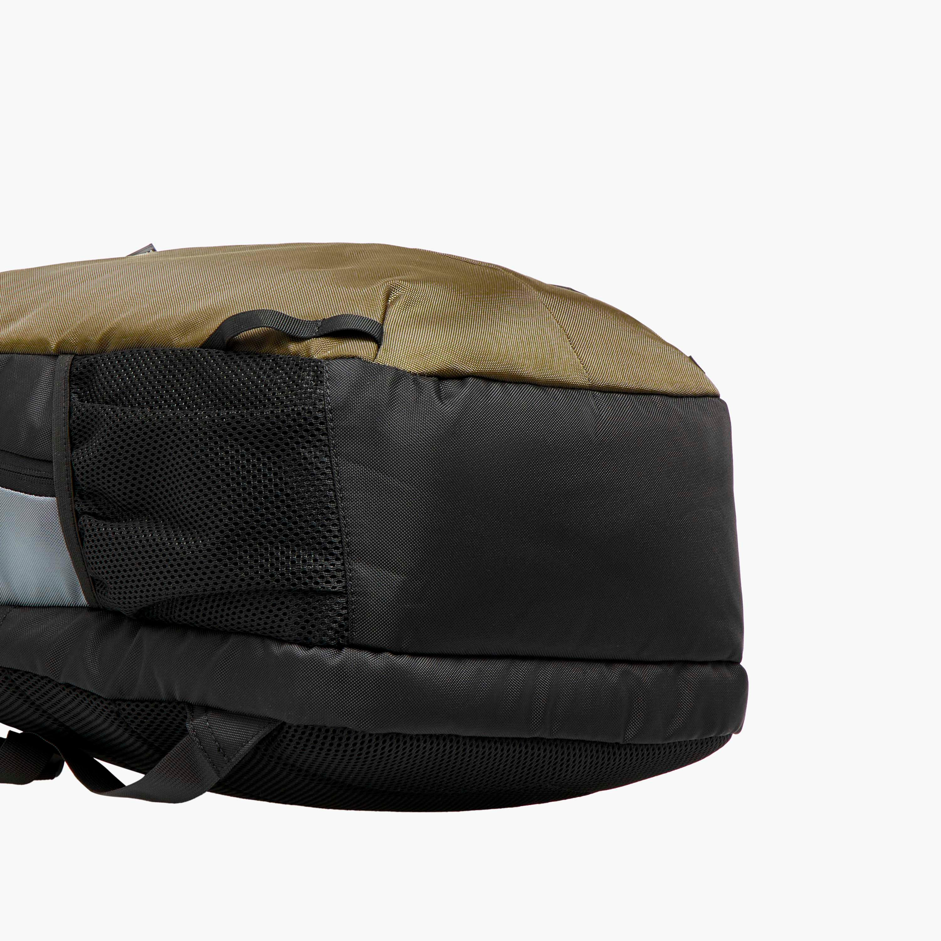 شنطة ظهر بأحزمة كتف قابلة للتعديل للرجال من لي كوبر-men-bags-image-2