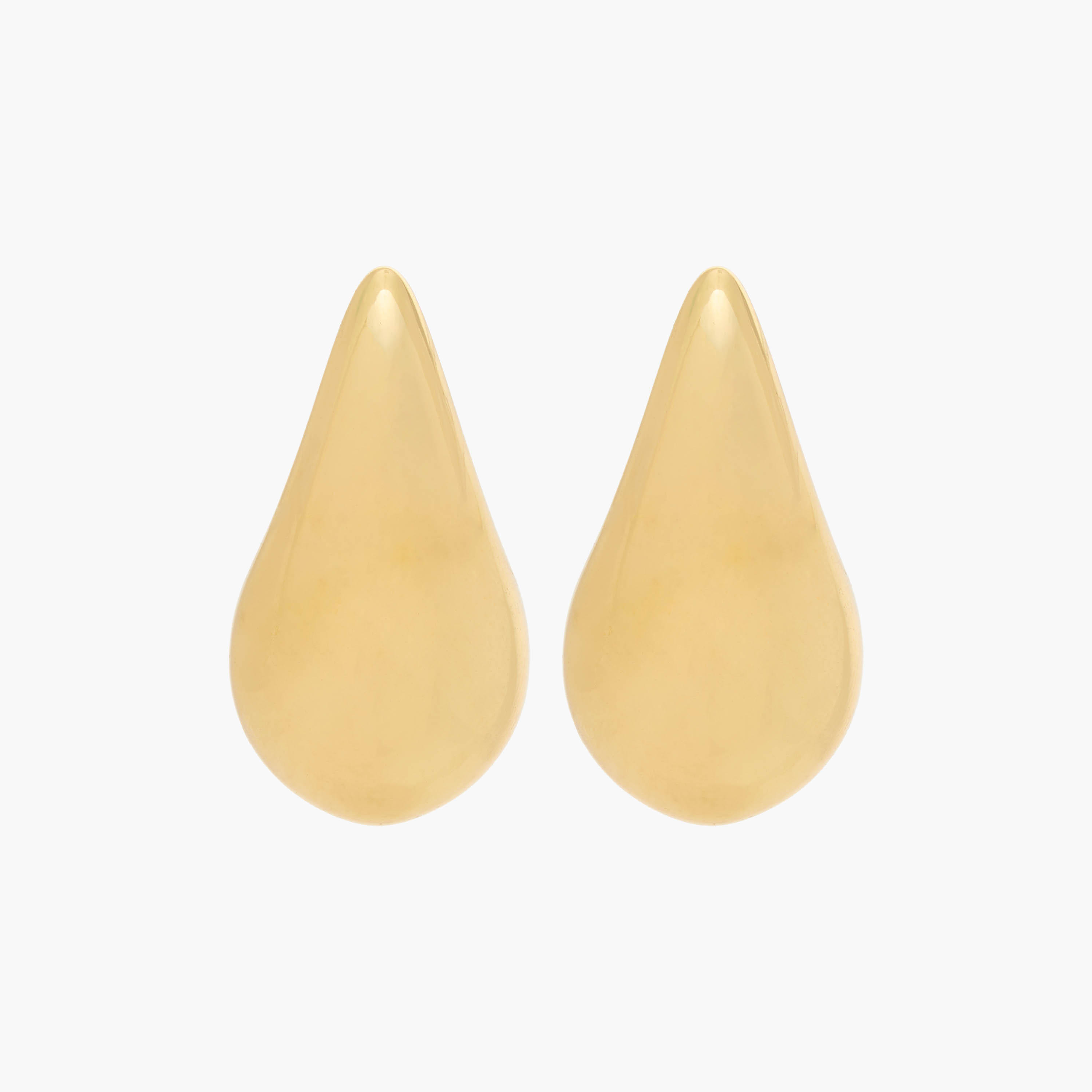 حلقان منحوتة على شكل دمعة بمكبس إغلاق خلفي-women-watchesandjewellery-jewellery-earrings-image-1
