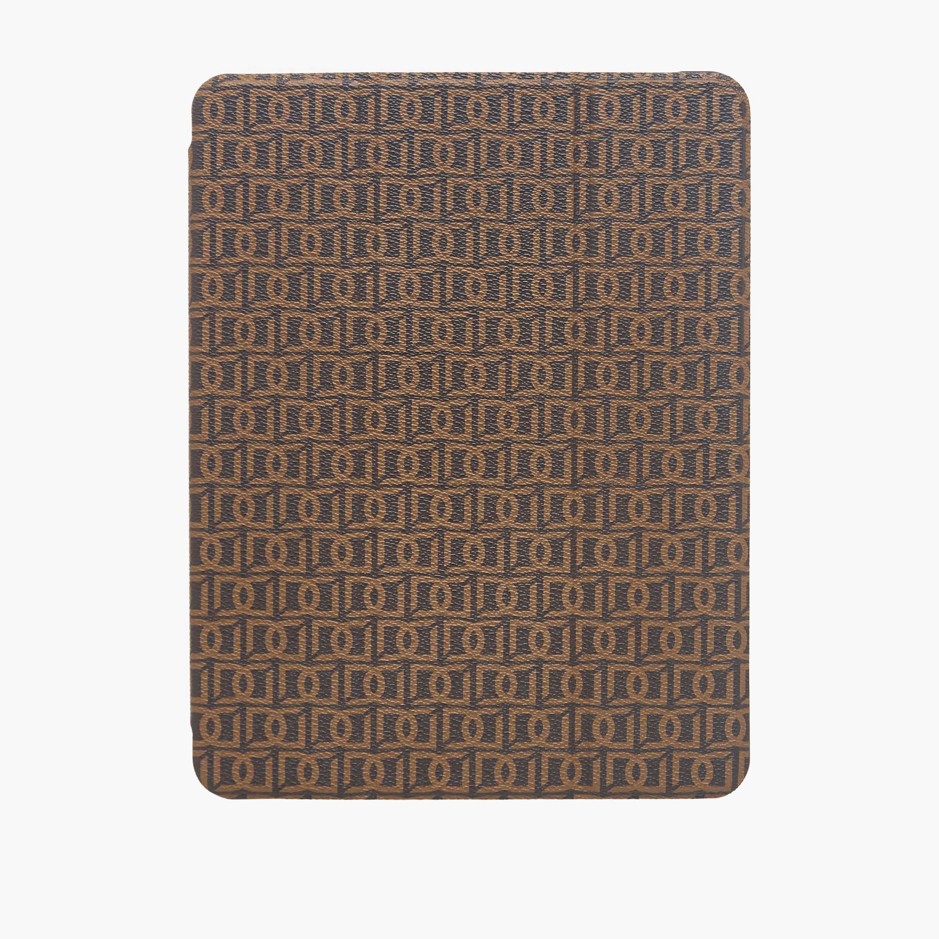 حافظة آيباد بطبعات مونوجرام من دوتشيني-travel-accessories-image-7