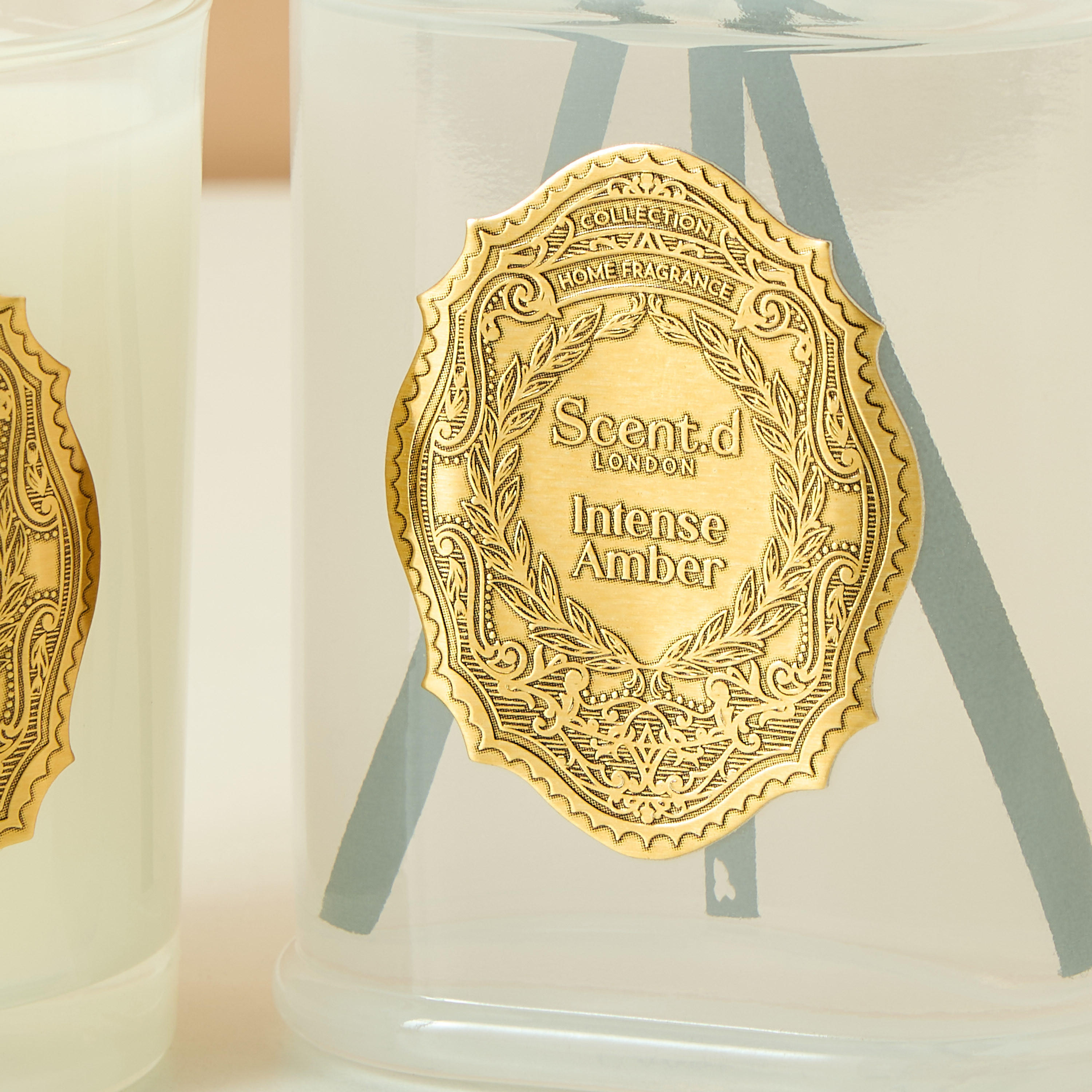 Scent.d London 2-Piece Oriental Luxe Black Saffron Scented Candle and Reed Diffuser Gift Set-household-homefragrance-fragrancegiftset-image-5