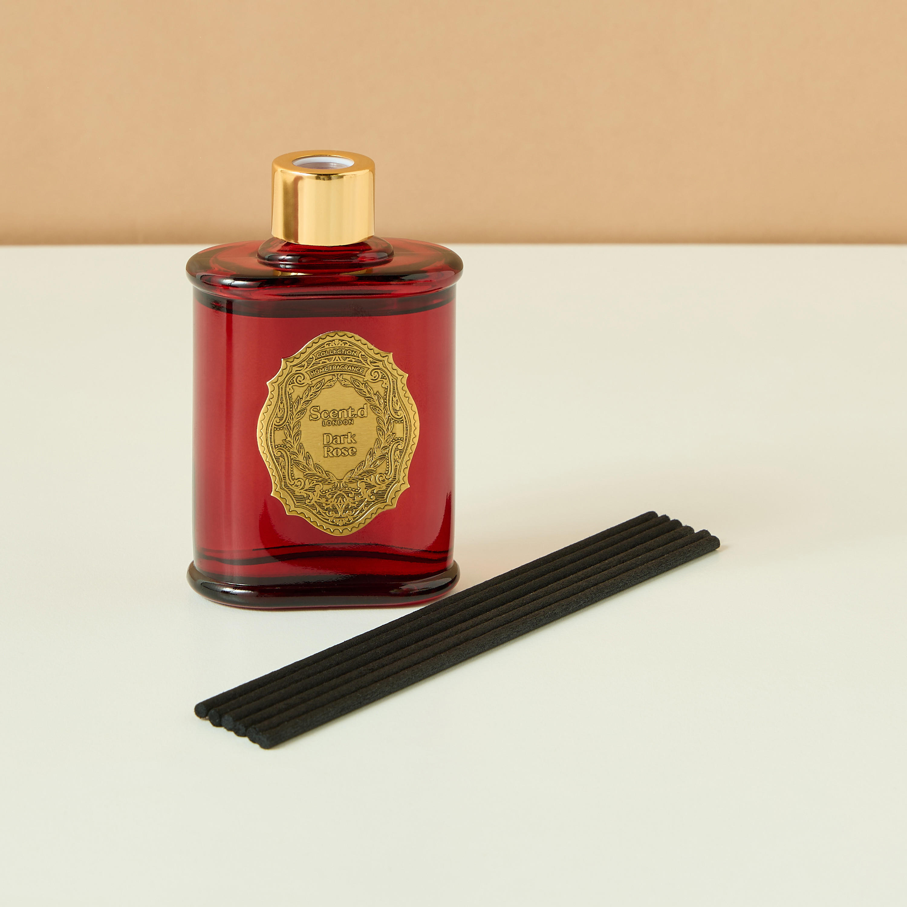Scent.d London 2-Piece Oriental Luxe Black Saffron Scented Candle and Reed Diffuser Gift Set-household-homefragrance-fragrancegiftset-image-2