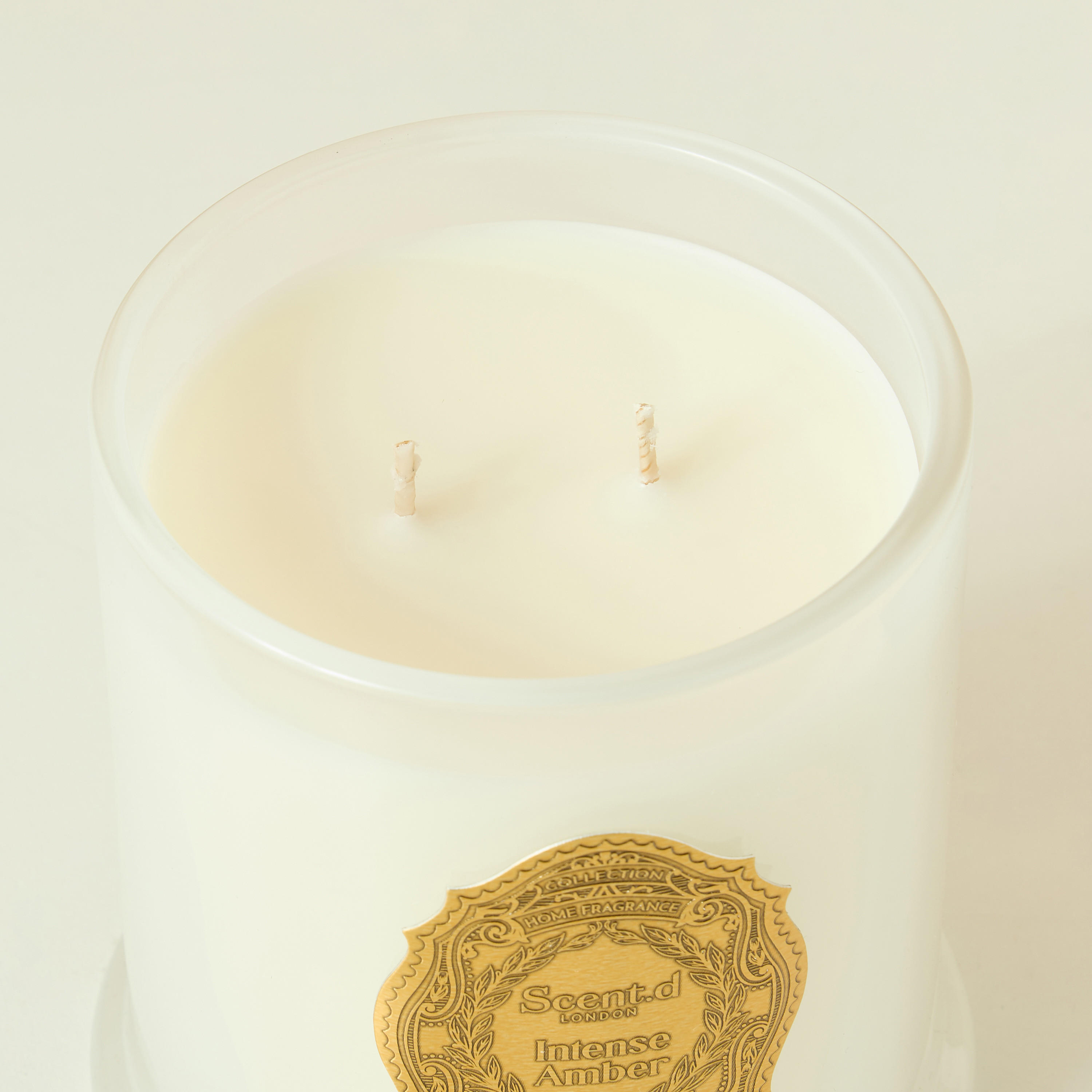 Scent.d London Oriental Luxe Dark Rose Scented Jar Candle - 360 gms-household-homefragrance-candles-image-3